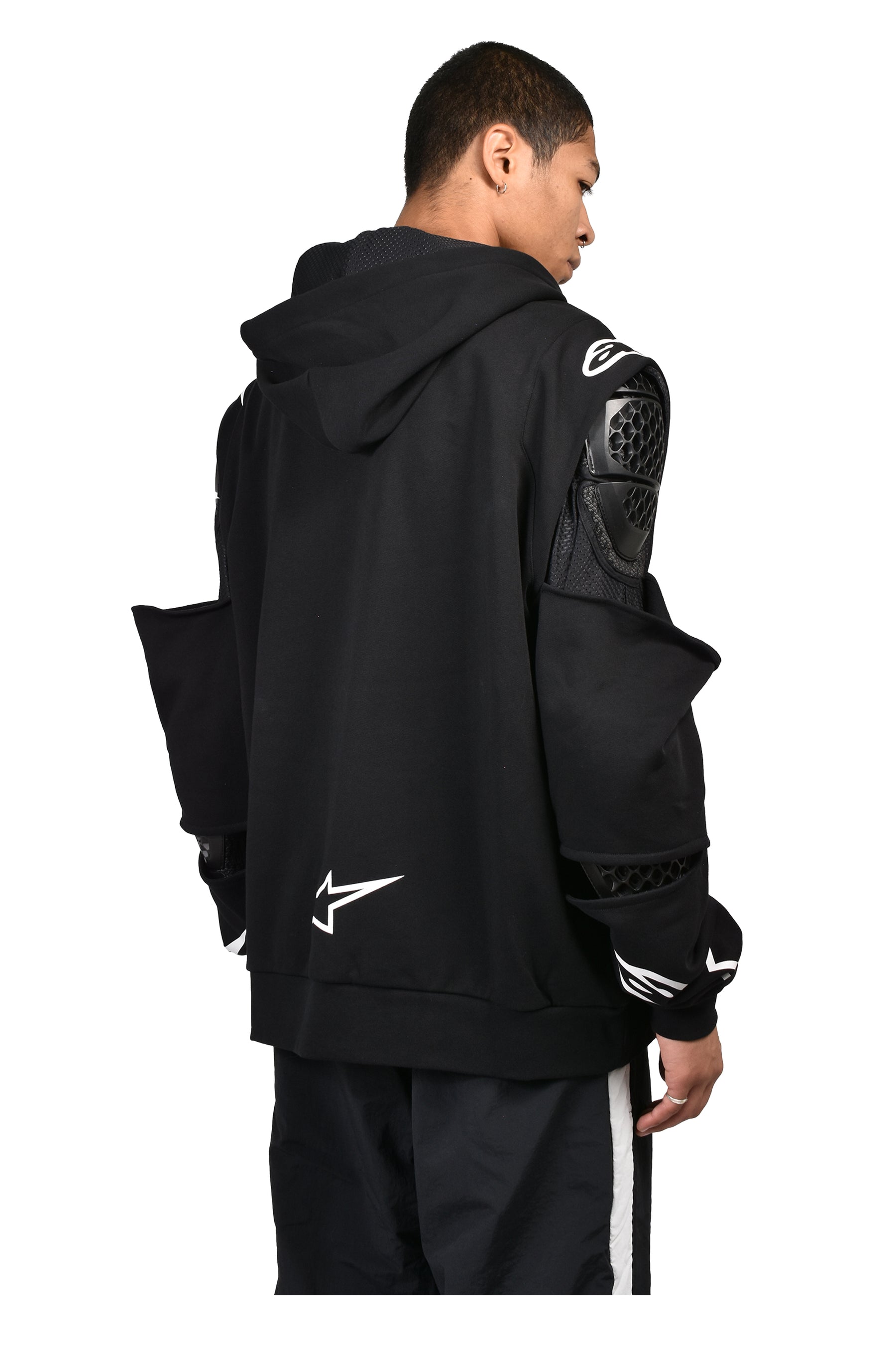 ARMOR HOODIE / BLK