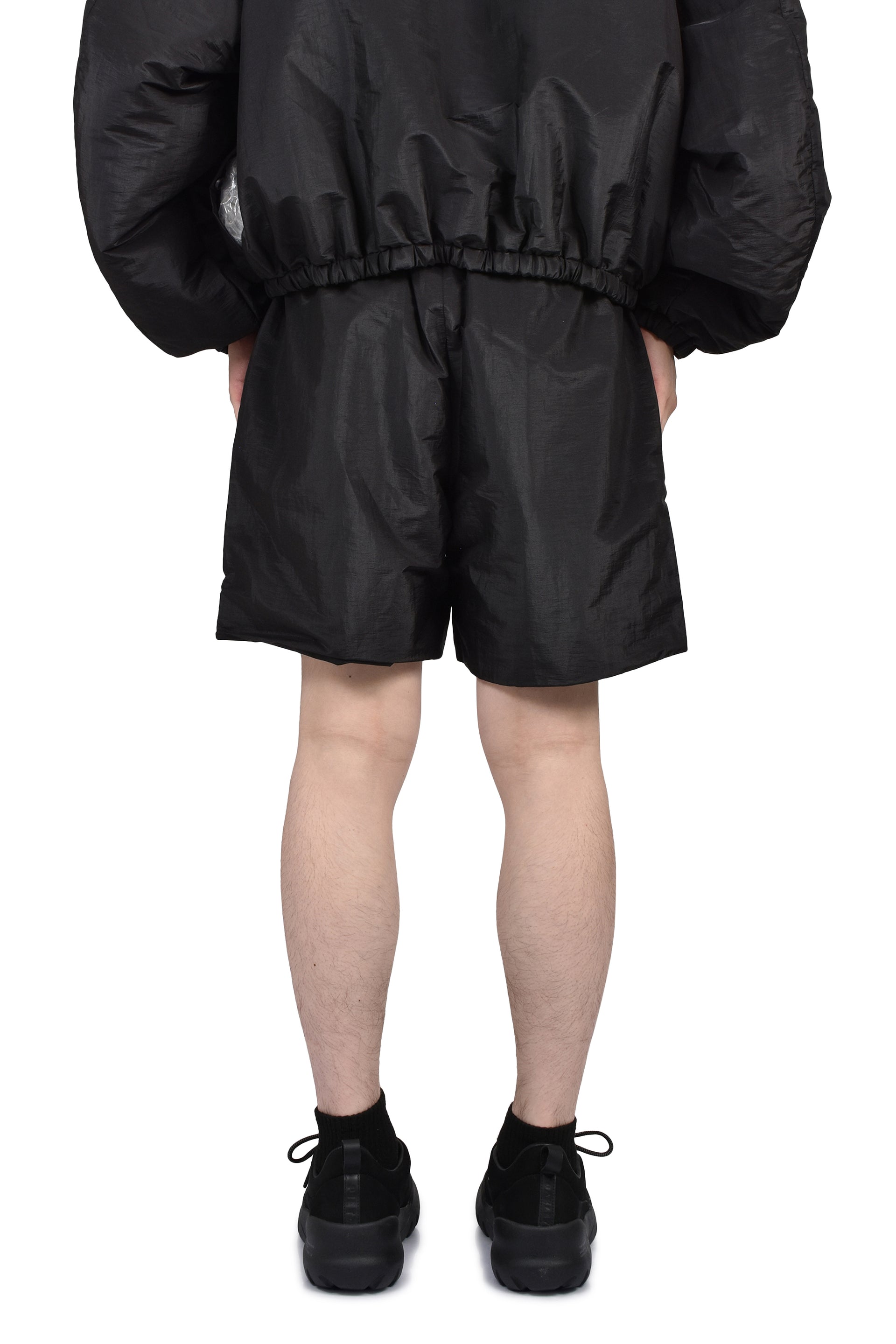 PADDED SPORT SHORT / OFF BLK