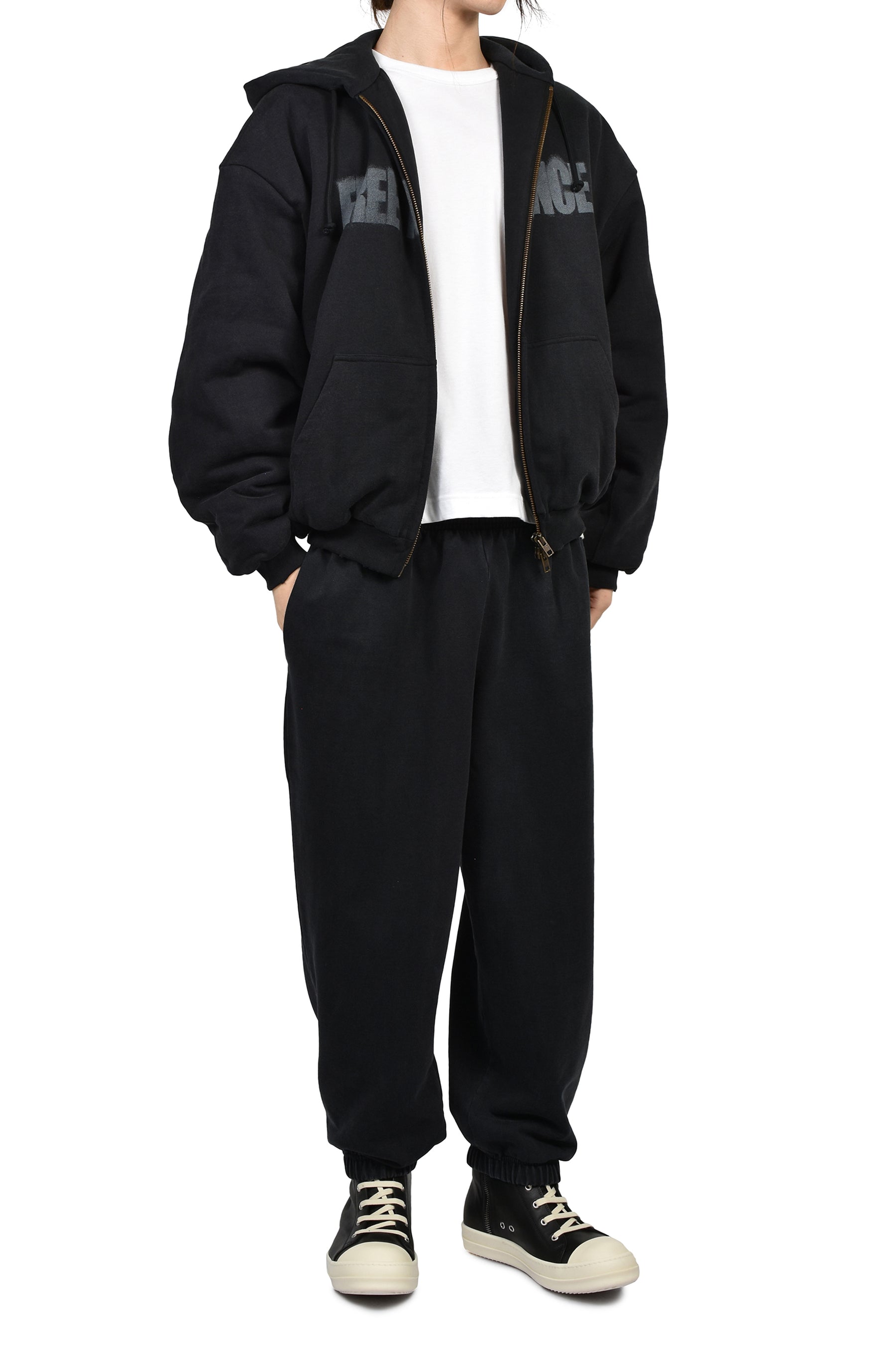PUFFED ZIP-UP HOODIE FREE FRANCE / WASHED BLK