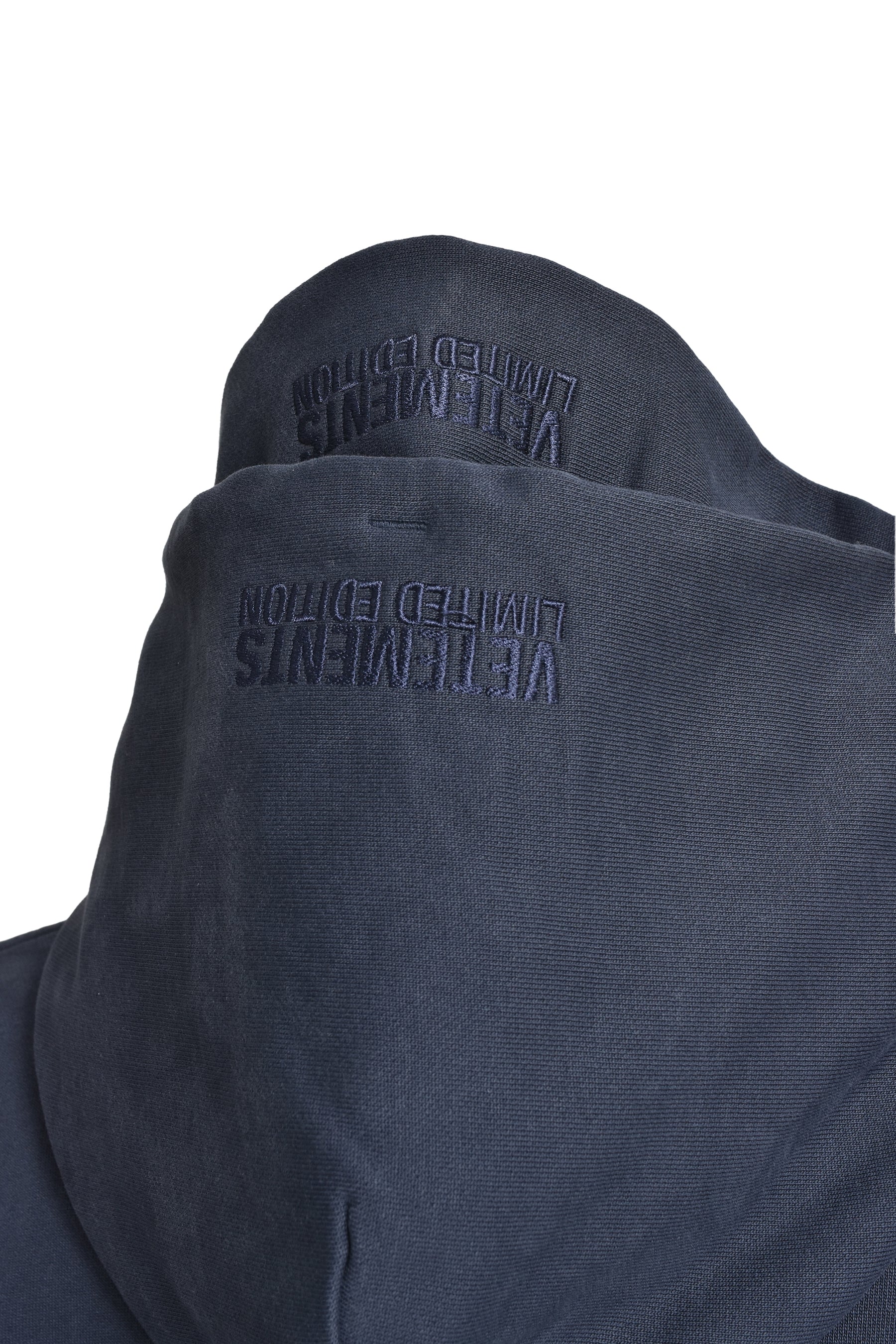 MERGED DOUBLE HOOD EMBROIDERED TOURIST HOODIE / NVY