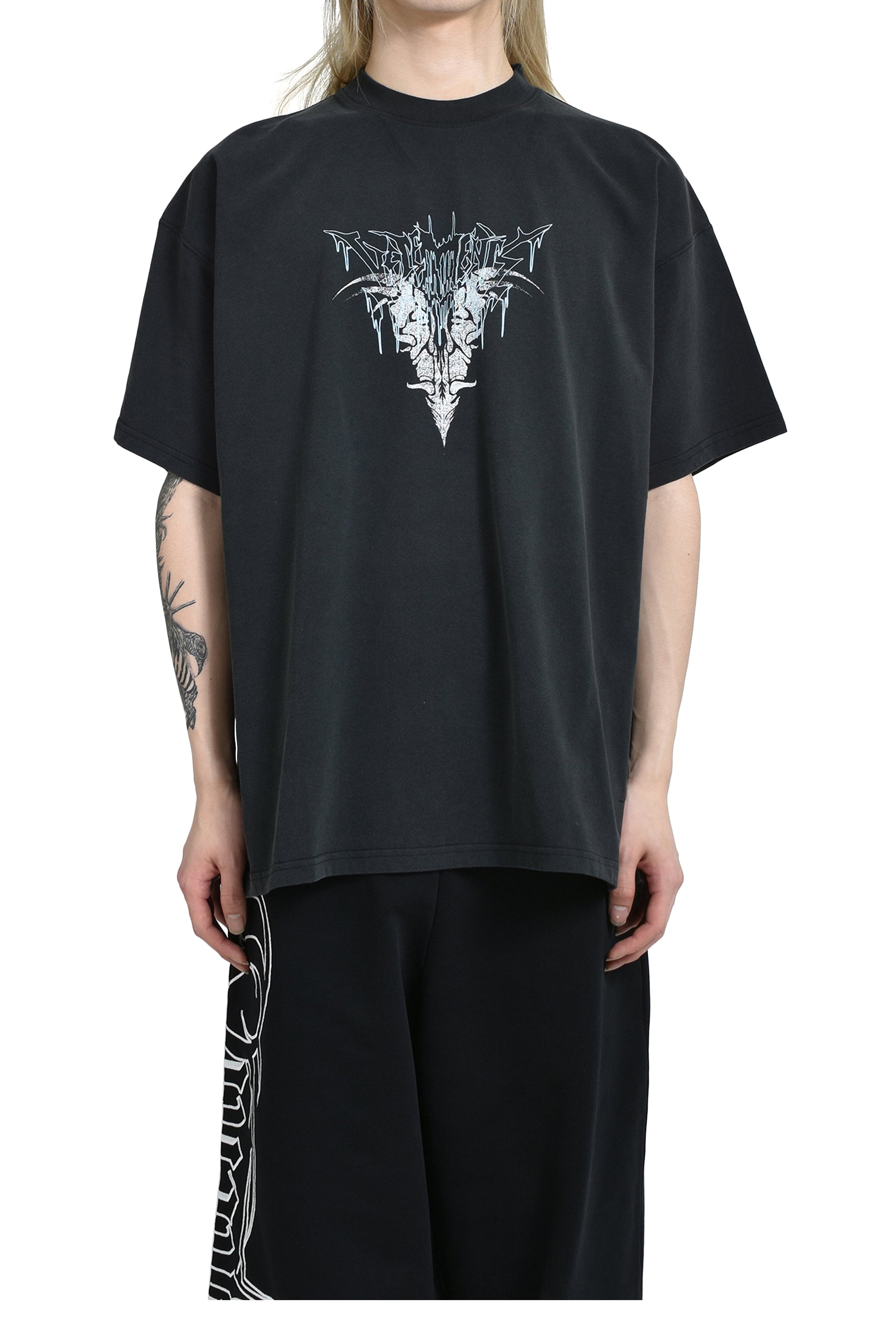 VETEMENTS BONE V REGULAR T-SHIRT / BLK