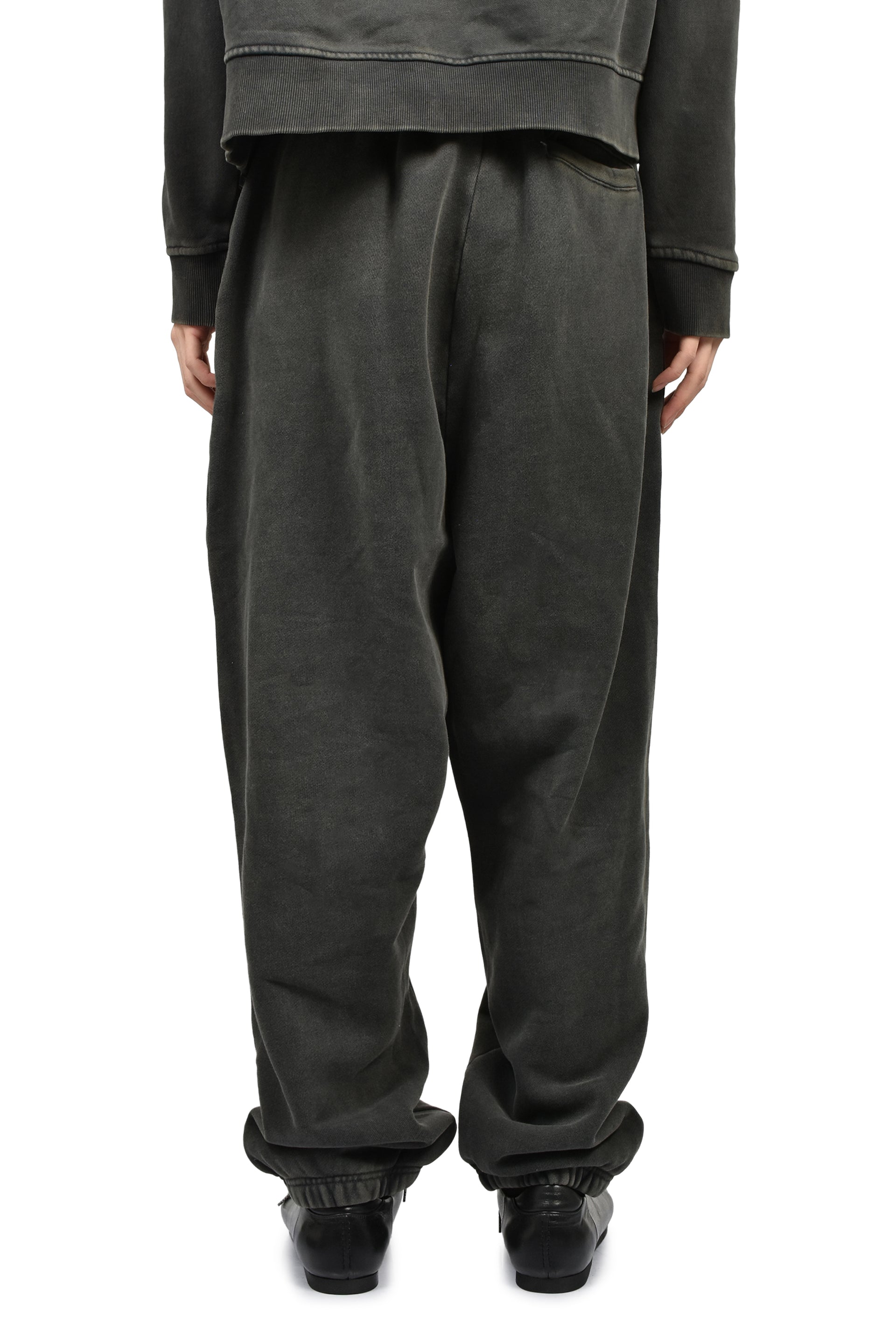 STANDARD SWEAT / WASHED BLK