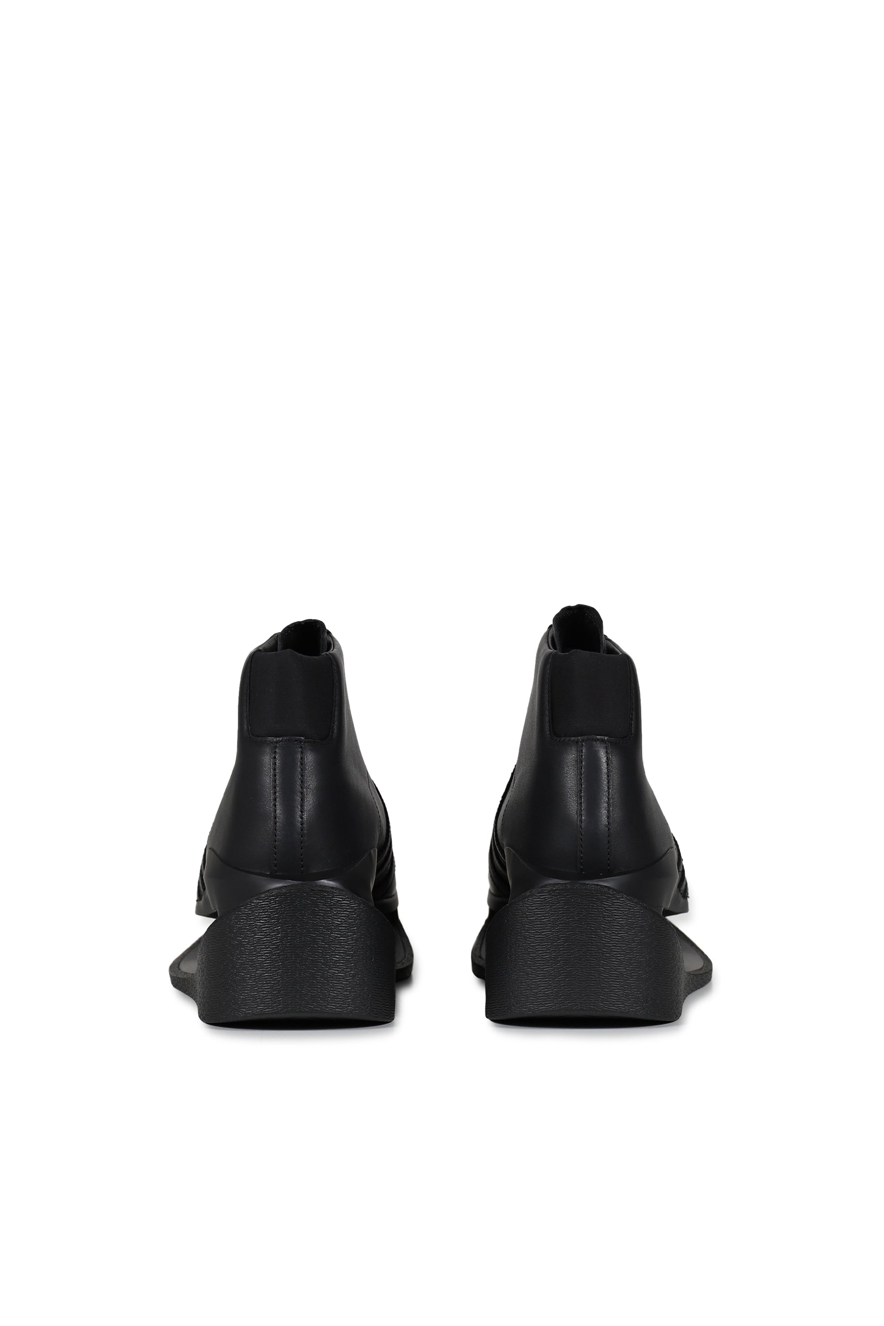 GENDO PRO MODEL FRONT ZP / BLK 