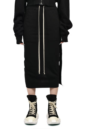 PULL ON PILLAR / BLK