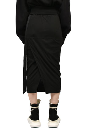 PULL ON PILLAR / BLK