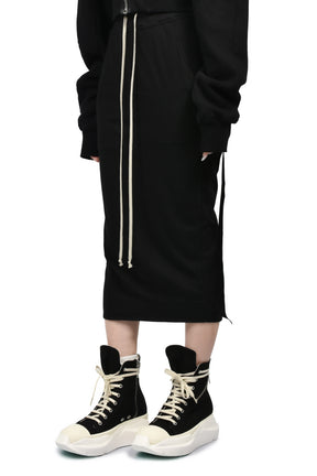 PULL ON PILLAR / BLK