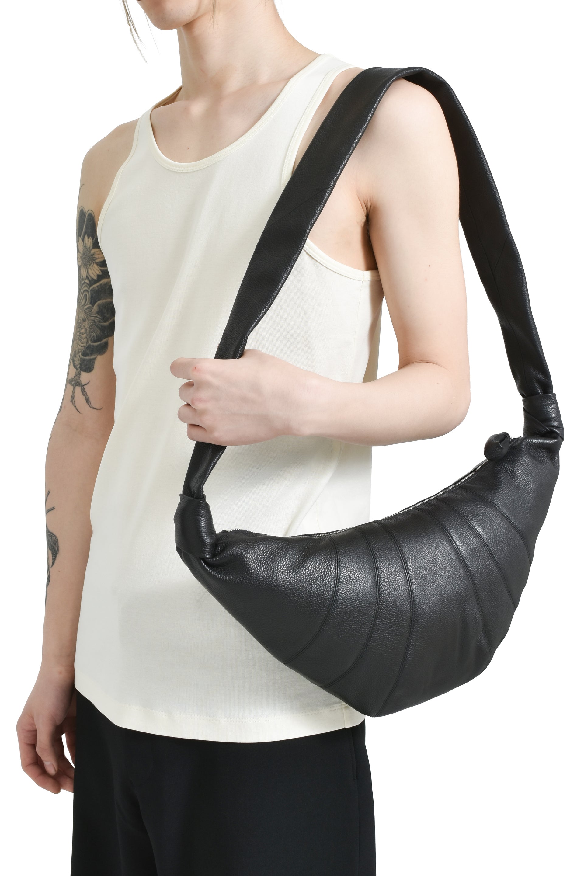 LEMAIRE MEDIUM CROISSANT BAG / BLK