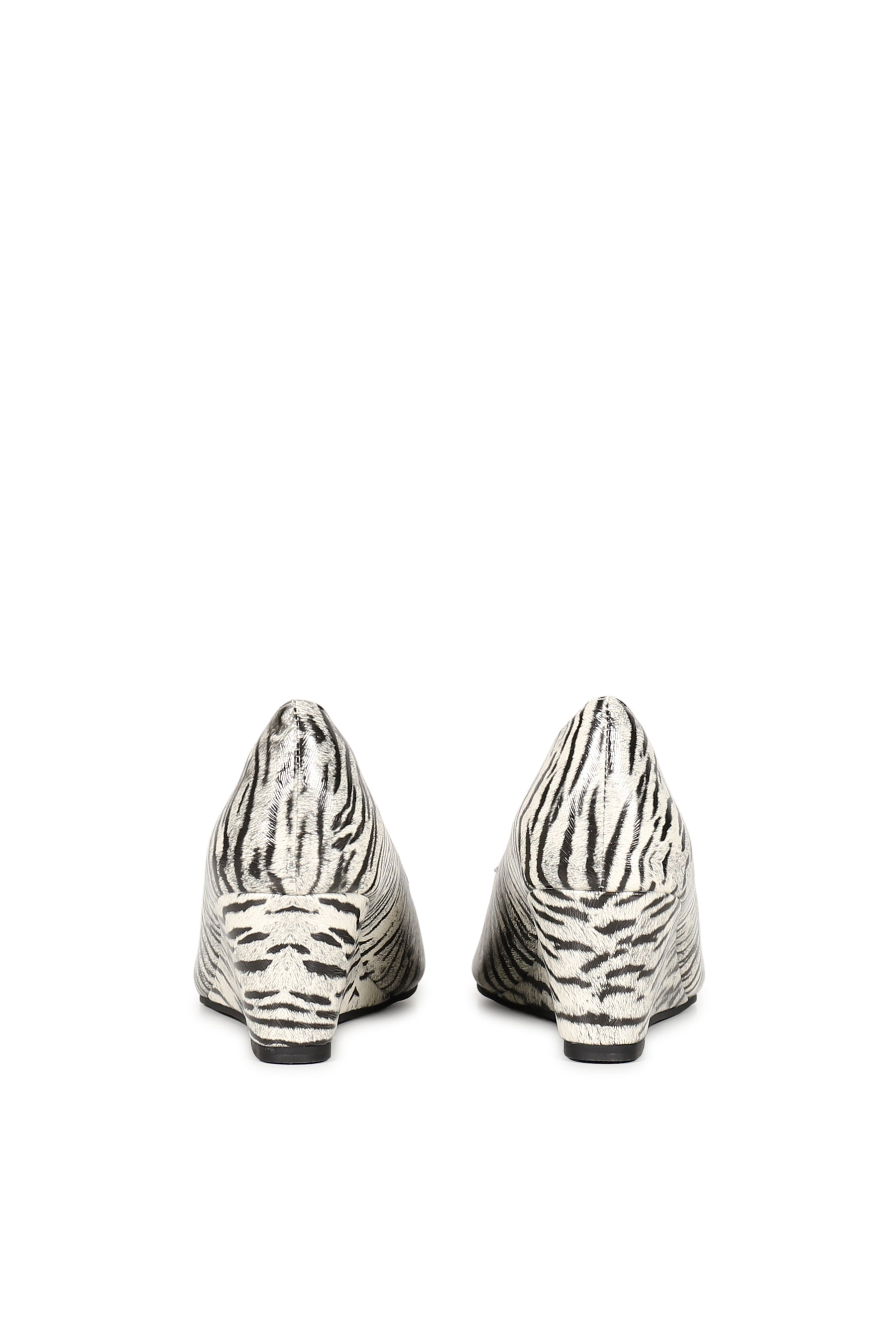 OPEN-TOE MULE WEDGE IN ZEBRA PRINT / ZEBRA PRINT
