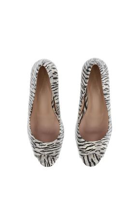 OPEN-TOE MULE WEDGE IN ZEBRA PRINT / ZEBRA PRINT