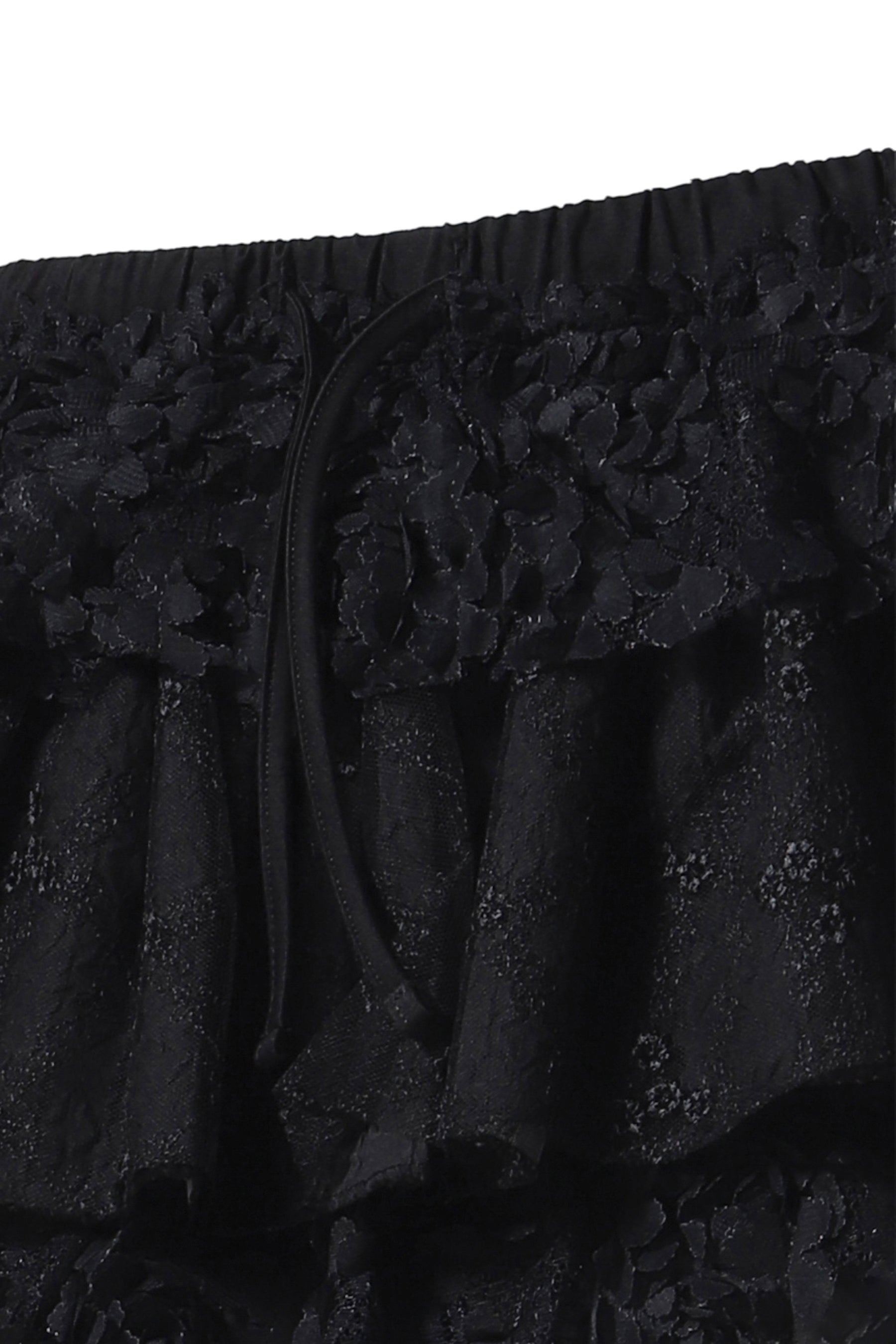 GIRLFRIEND LACE RUFFLE MINI SKIRT (EXCLUSIVE) / BLK