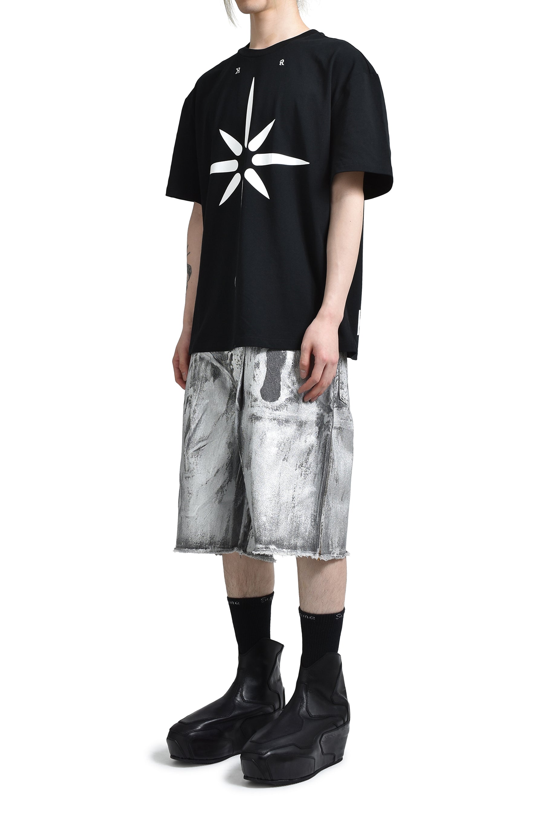 KUSIKOHC OVERSIZE T-SHIRT / BLK