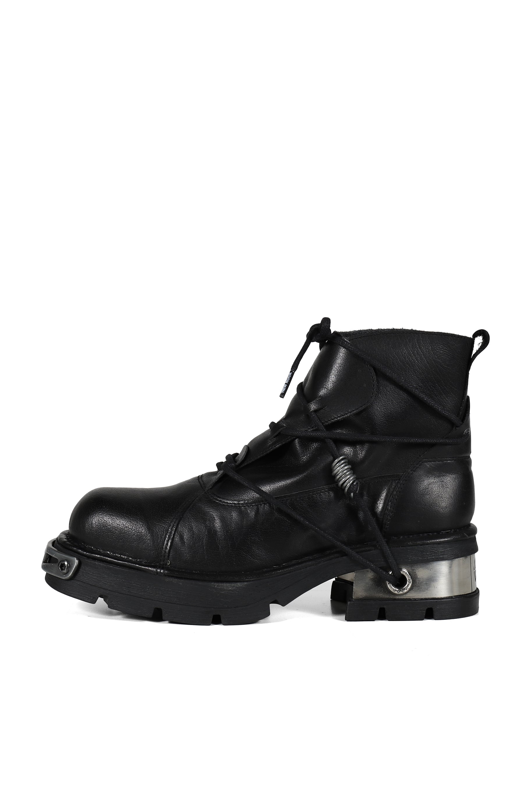 RING PIERCING BOOT / BLK