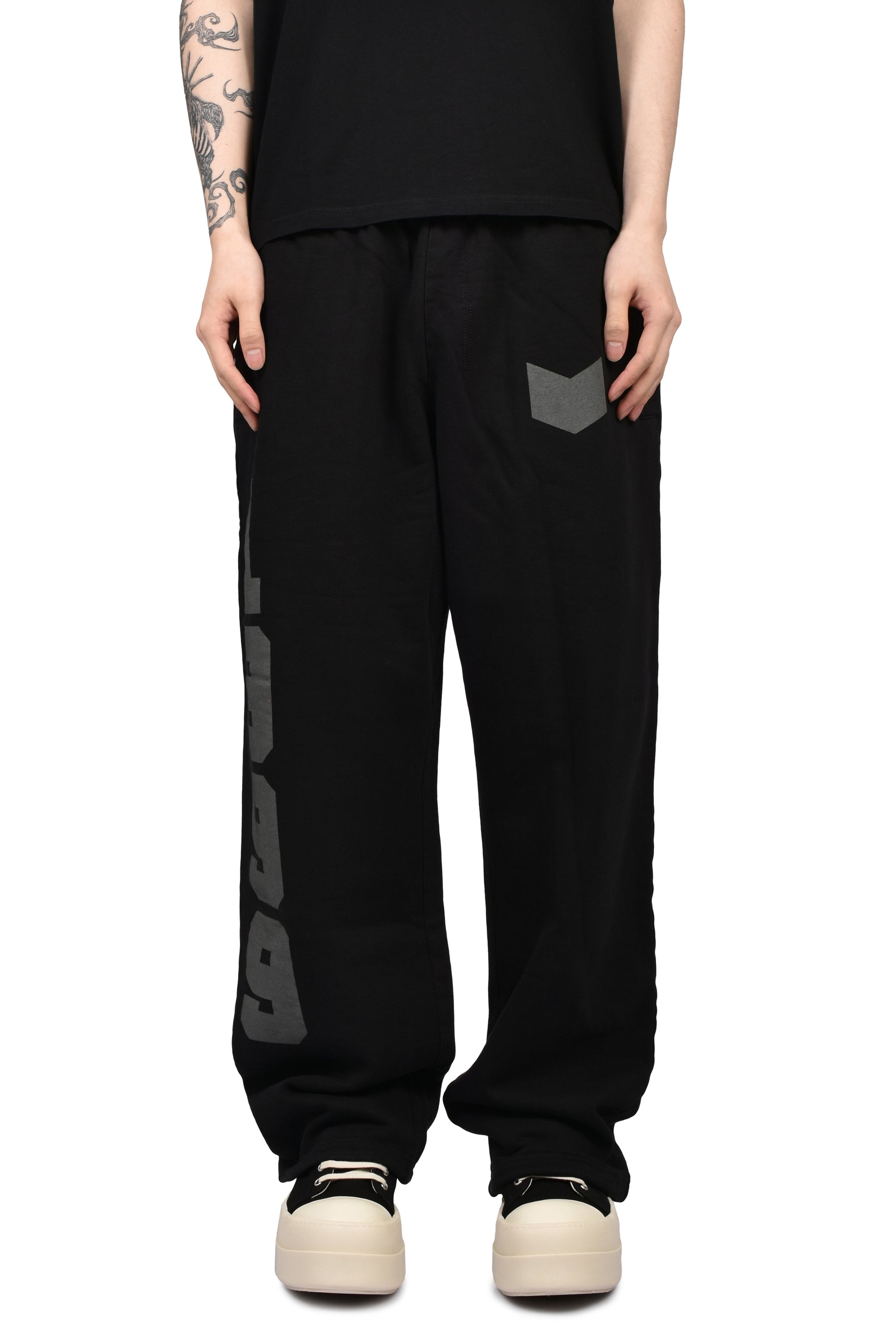1999 GRAPHIC SWEATPANT  / BLK