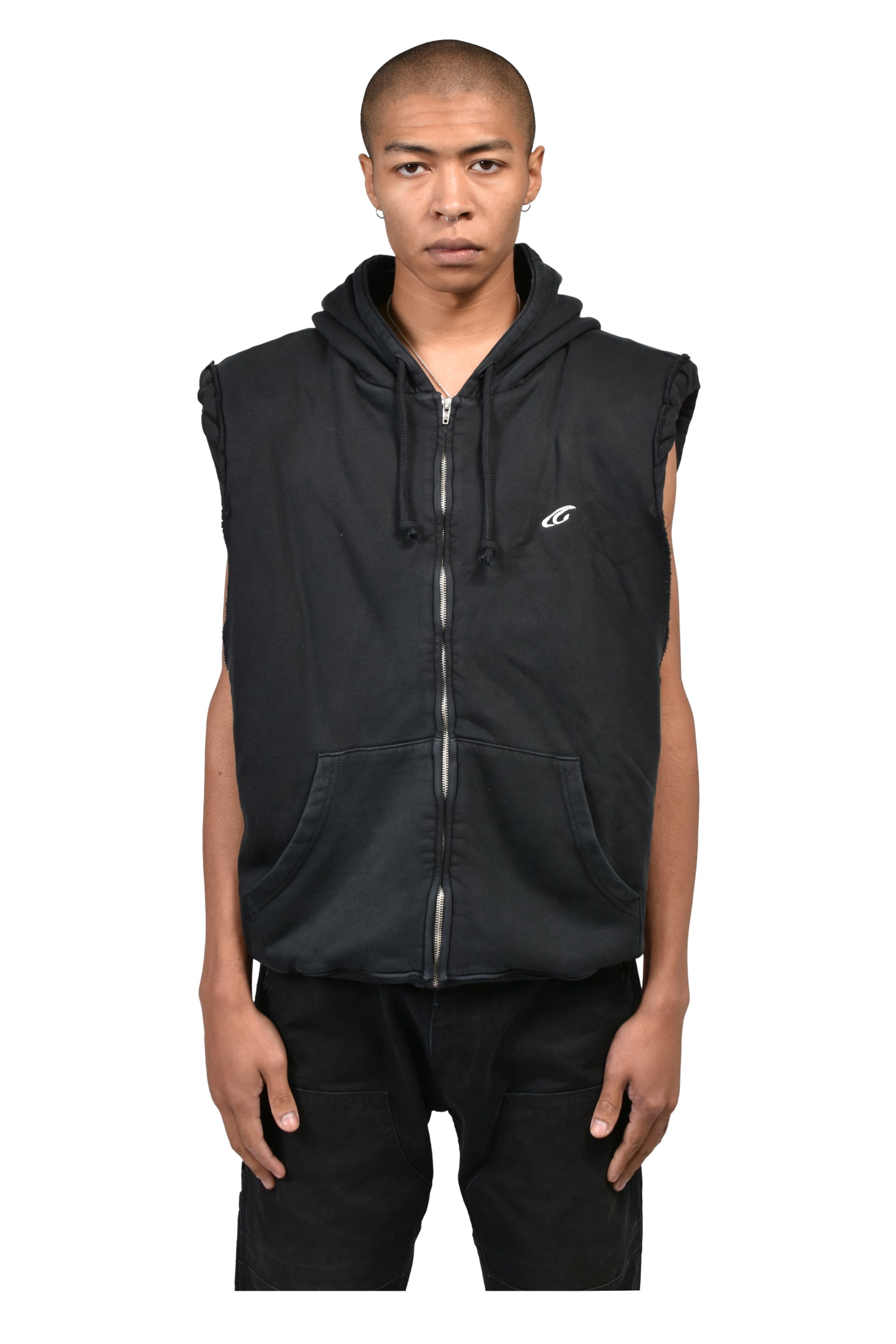 SLEEVELESS PADDED HOODIE / BLK