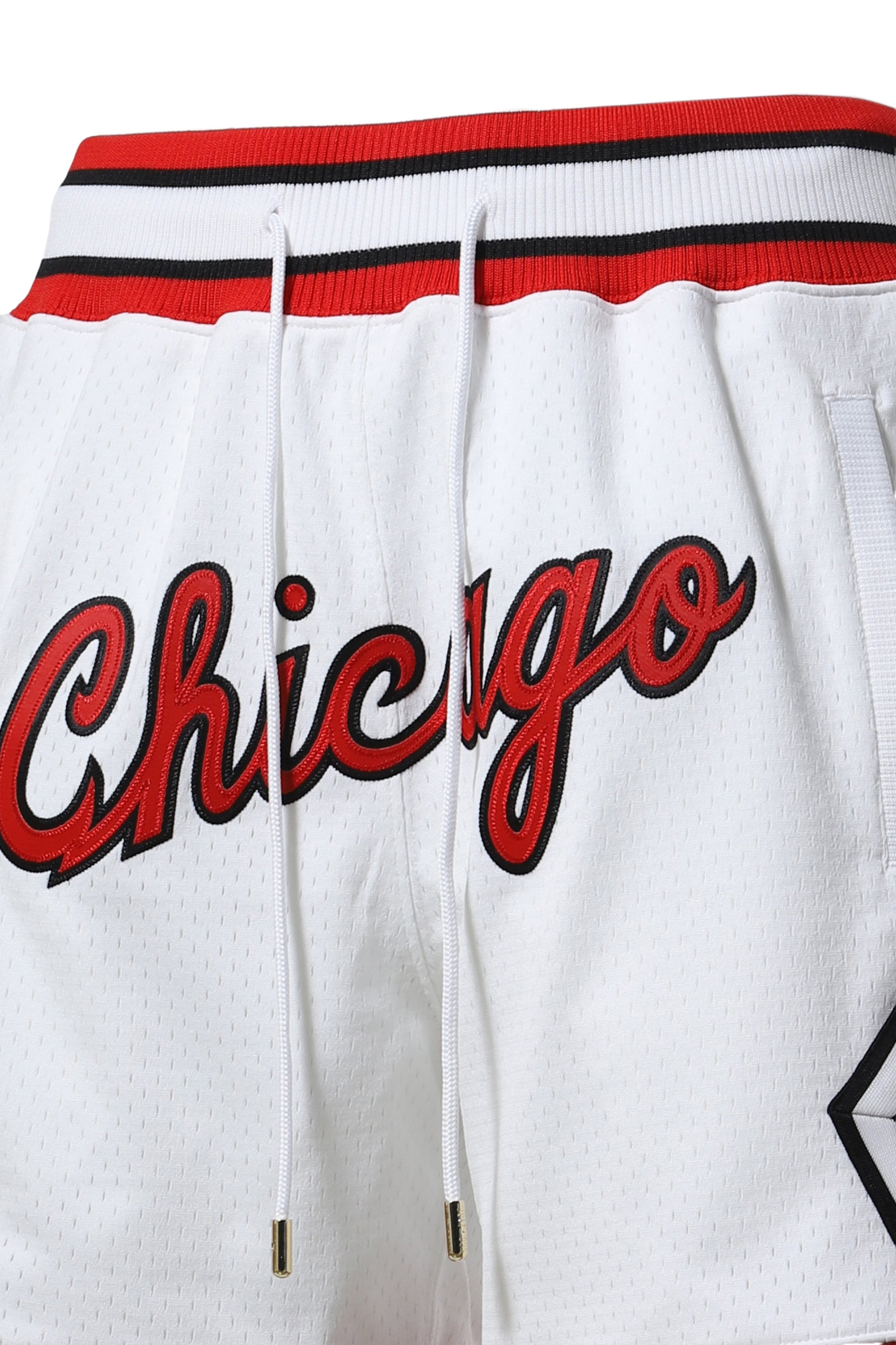 Just Don × Mitchell&Ness SS24 NBA JUST DON 7 INCH HOME SHORTS BULLS ...