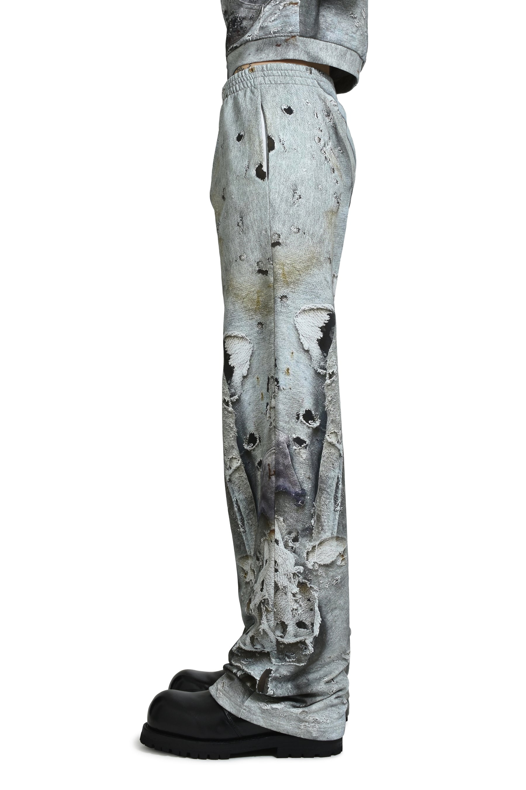 WORN OUT WHITE JOGGER / WHT 