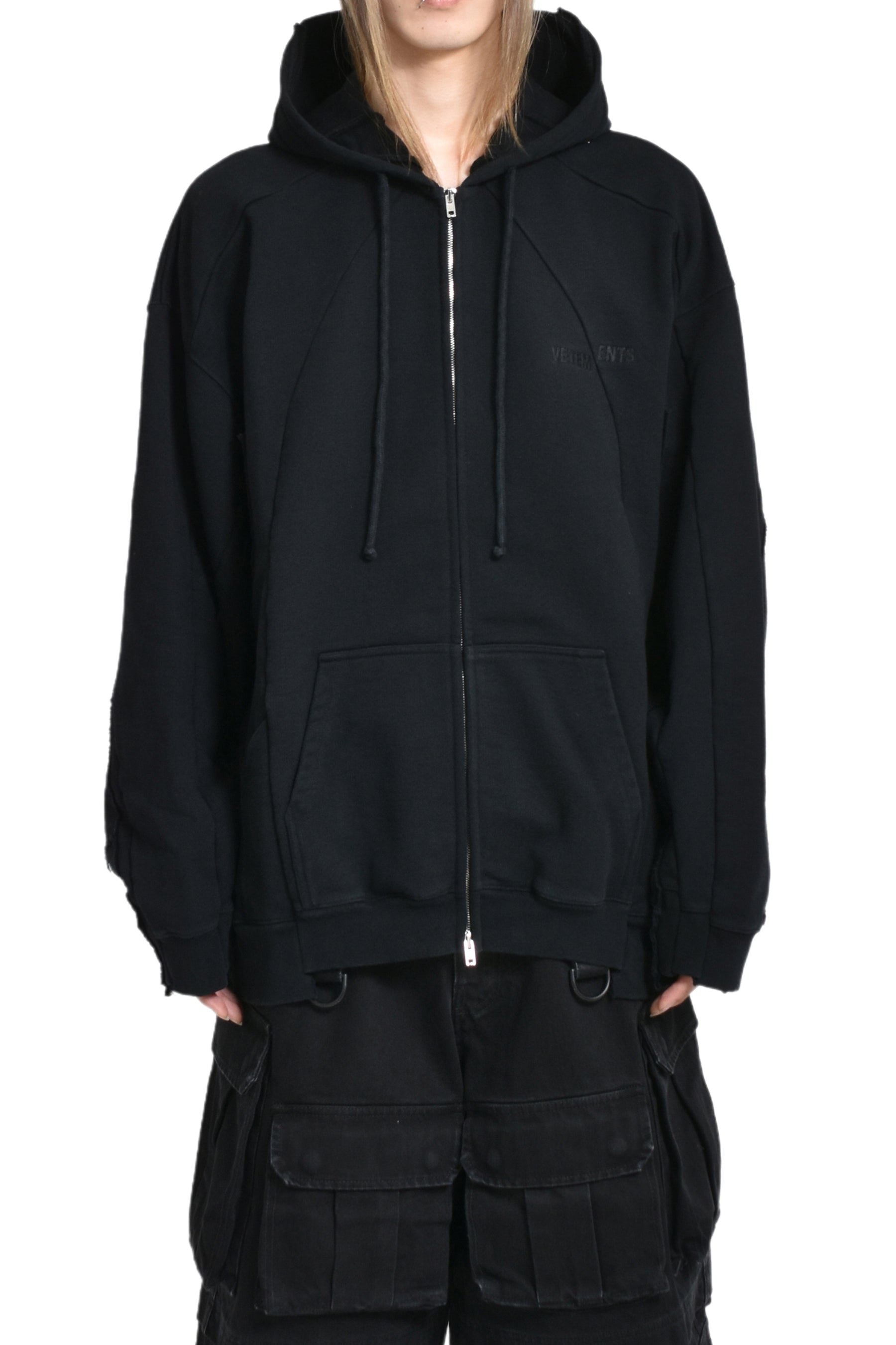 BLACKOUT CUT-UP HOODIE / BLK