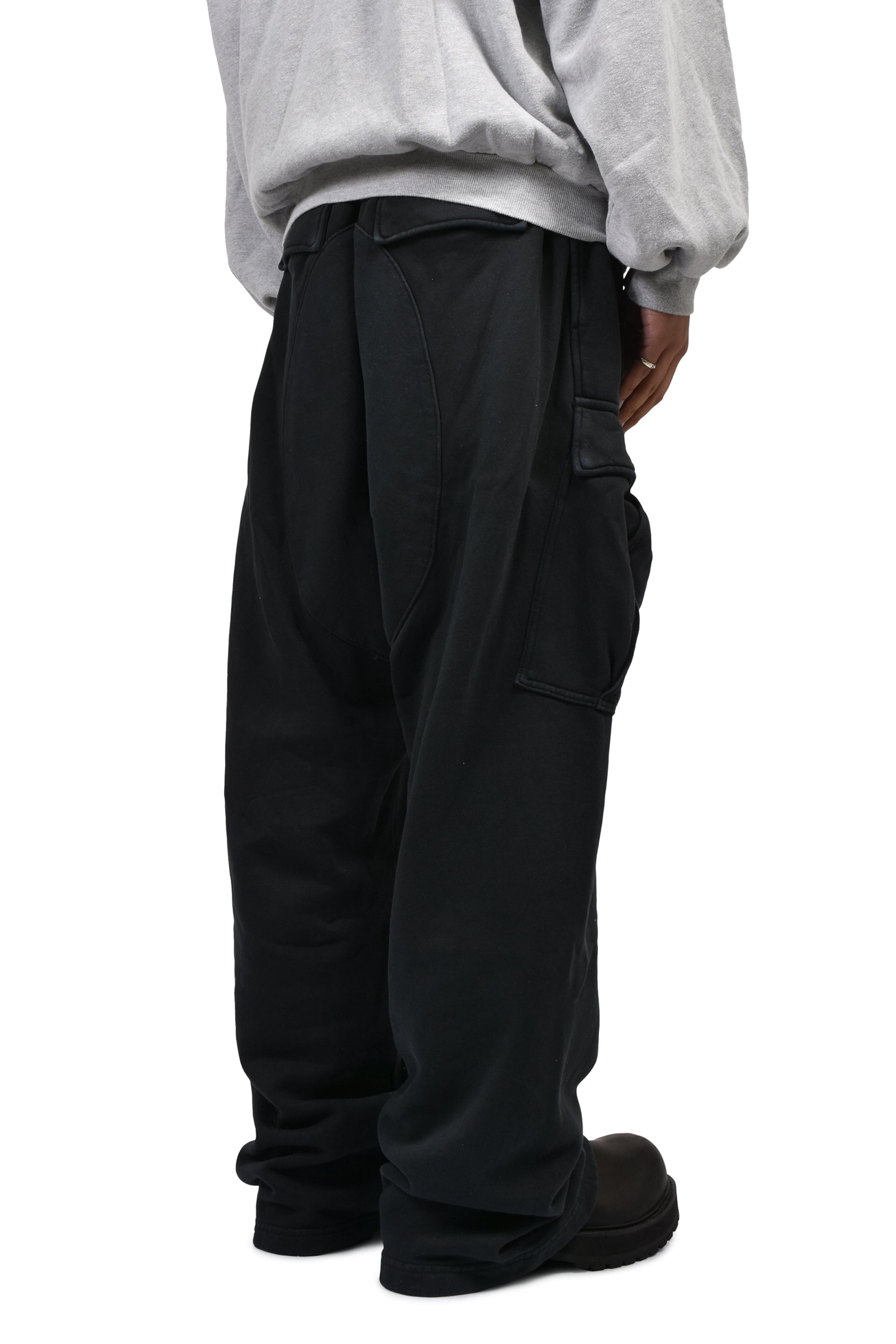 CARGO SWEATS V2 / BLK