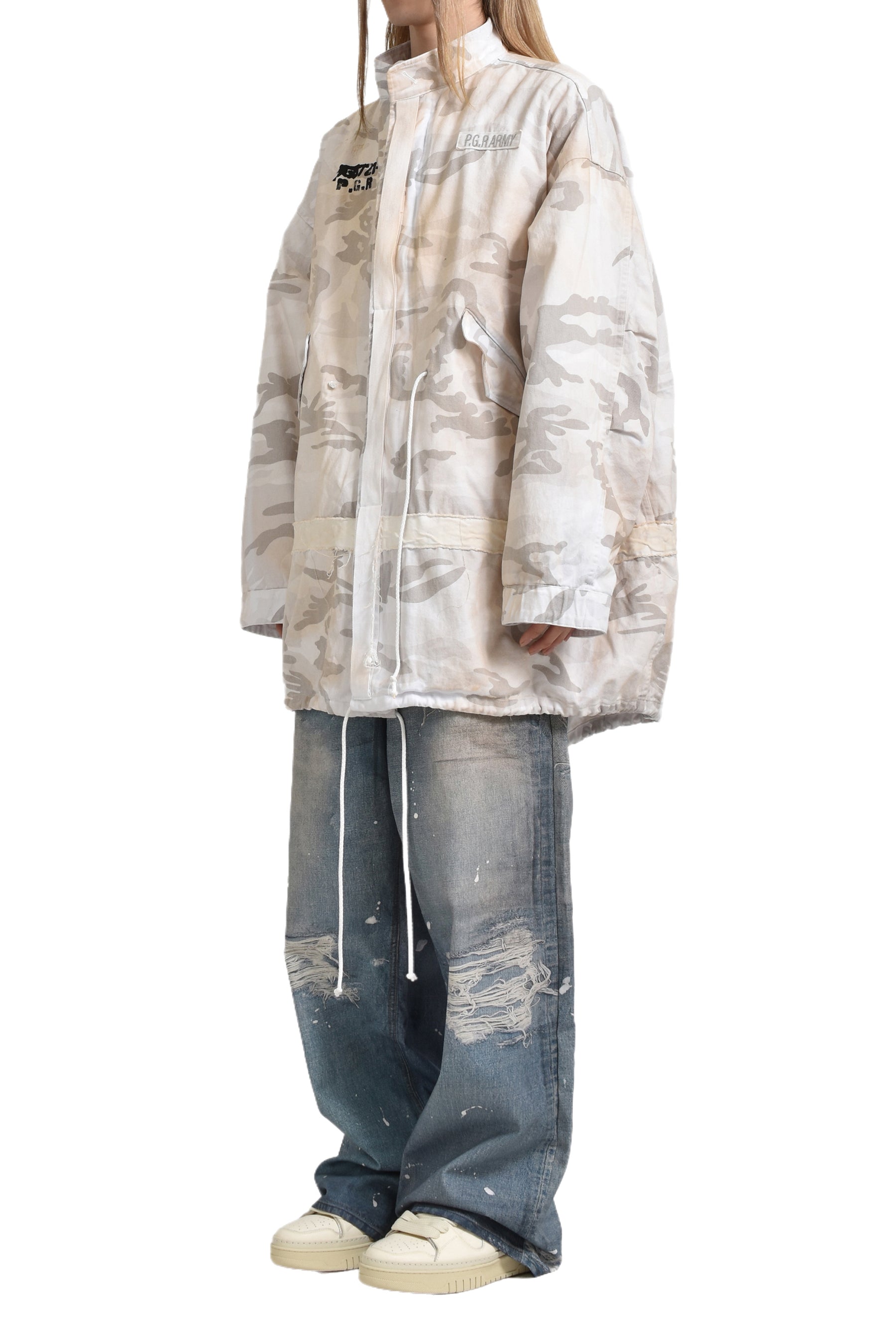 BONDAGE CROSS FISHTAIL PARKA / WHT