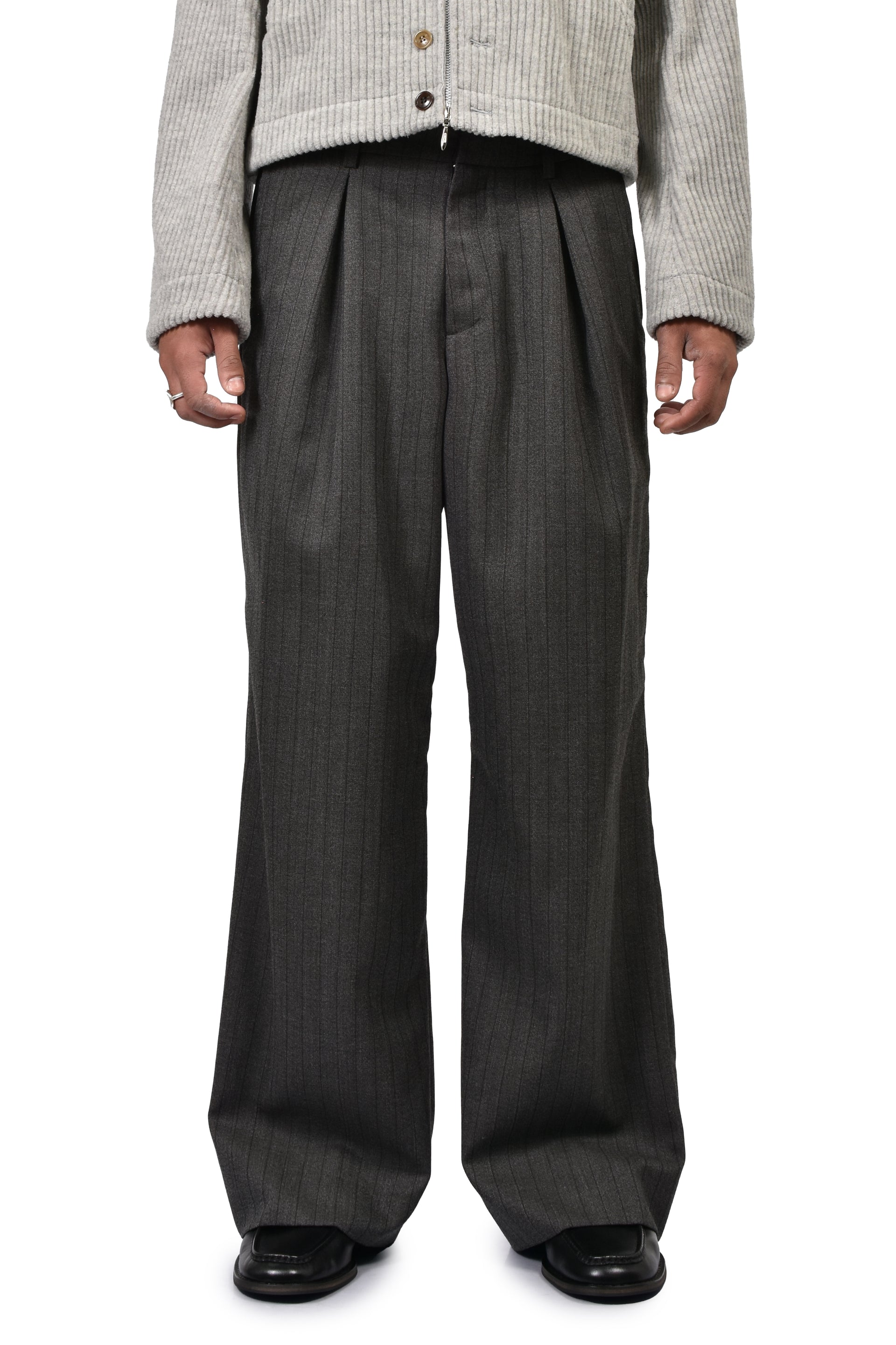 INVERTED PLEATS WIDE TROUSERS / CHA BLK