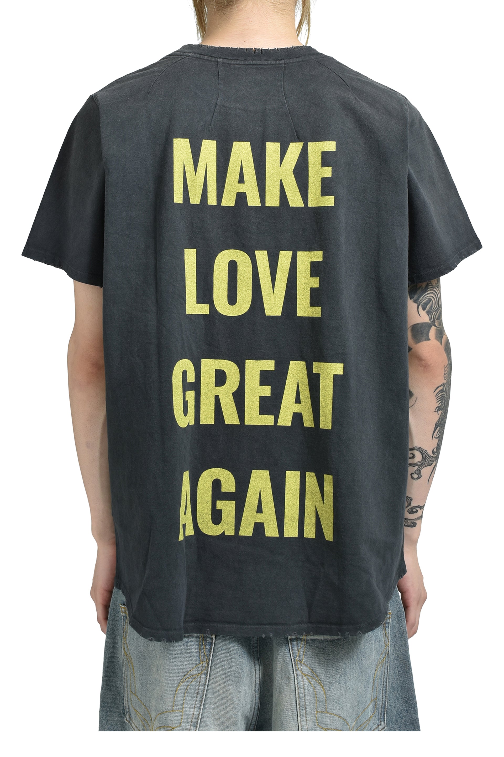 MAKE LOVE T-SHIRTS / BLK