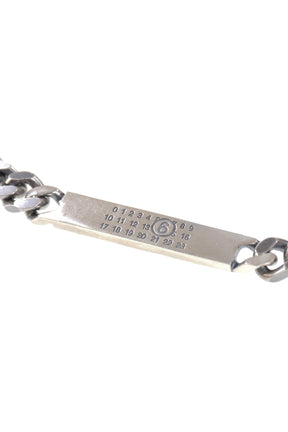 MINIMAL LOGO ID TAG CURB NECKLACE / ARGENTO BRUNITO 