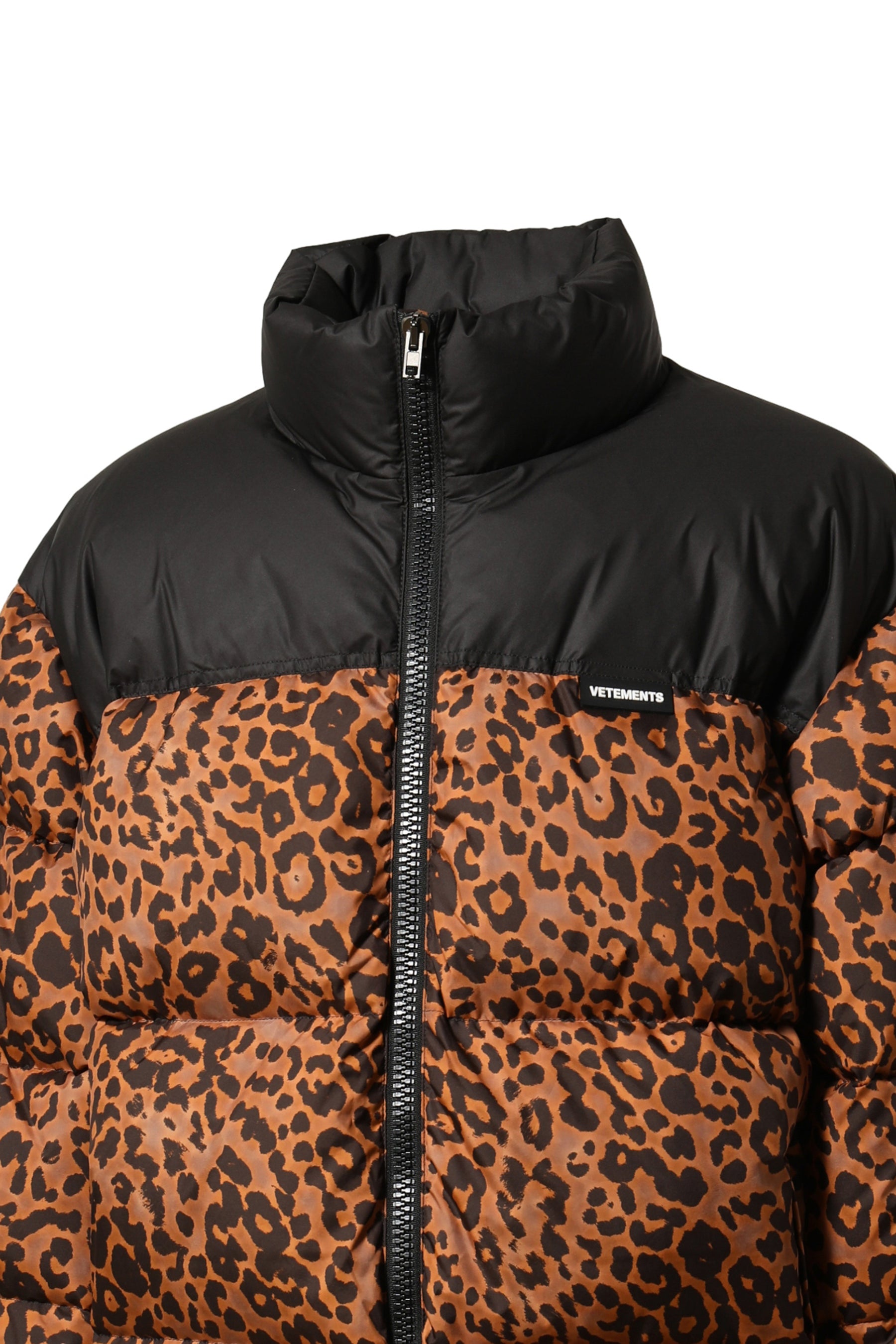 VETEMENTS ヴェトモンFW23 LEOPARD LOGO PUFFER JACKET / LEOPARD -NUBIAN