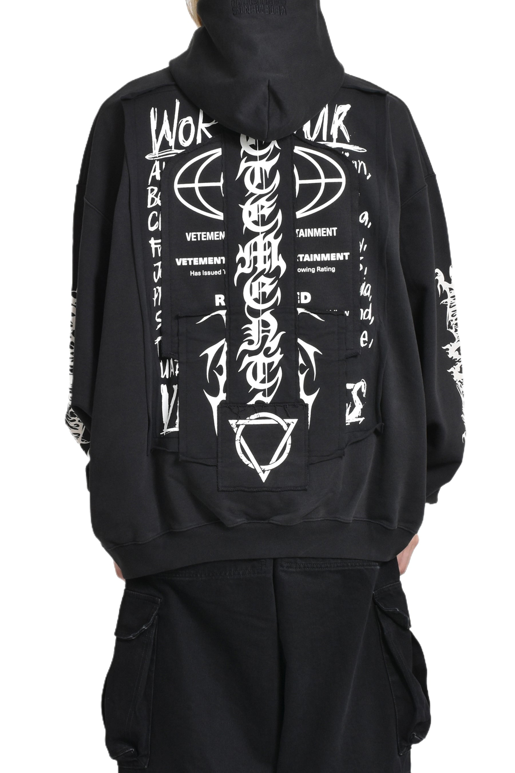 PATCHED LOGO HOODIE / BLK