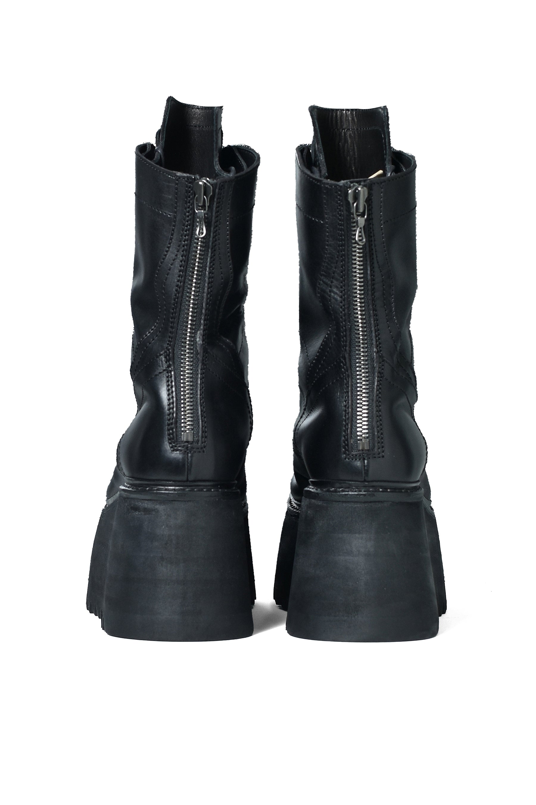 COW SKIN LACE UP BOOT / BLACK