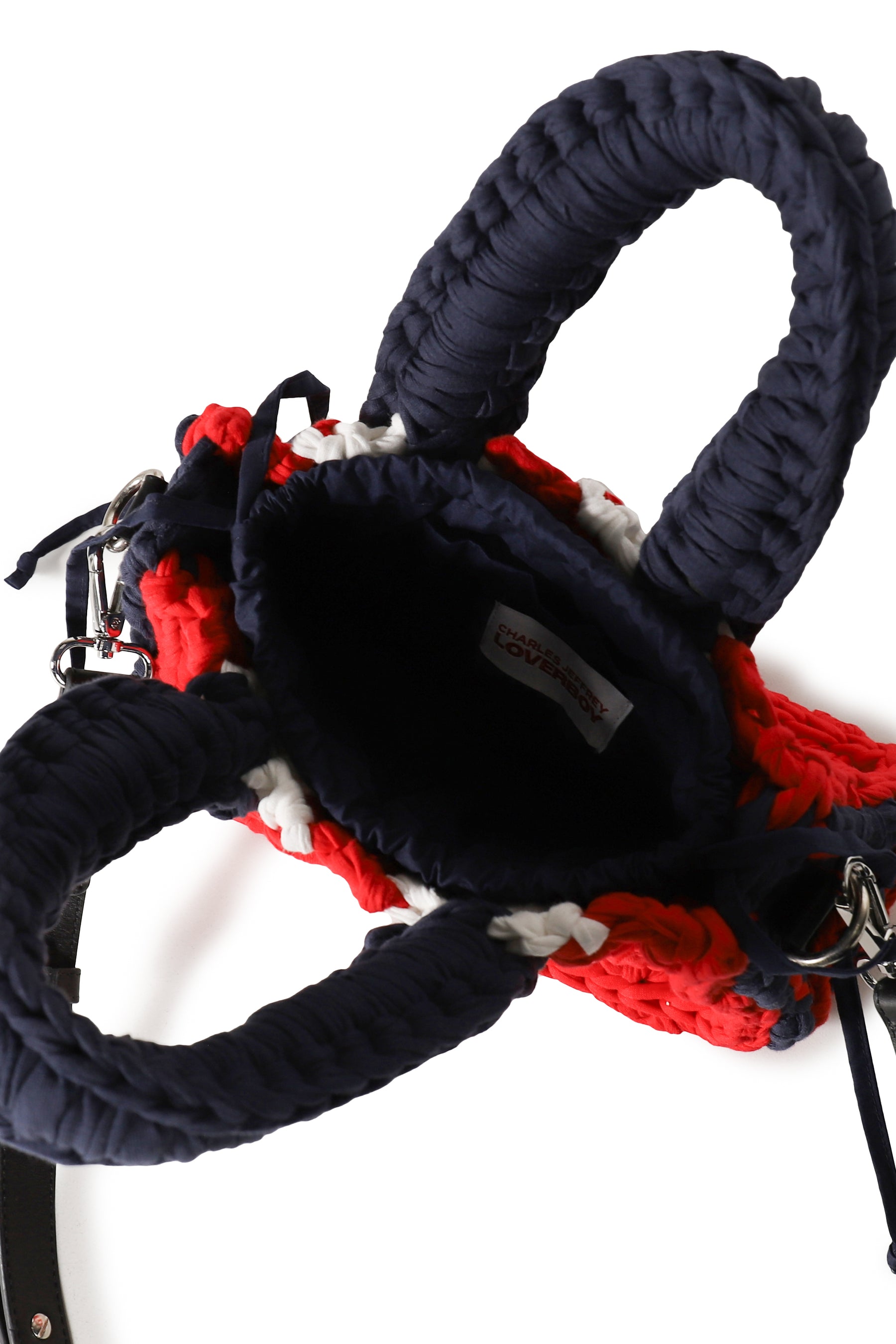 PETITE BUCKET BAG / RED