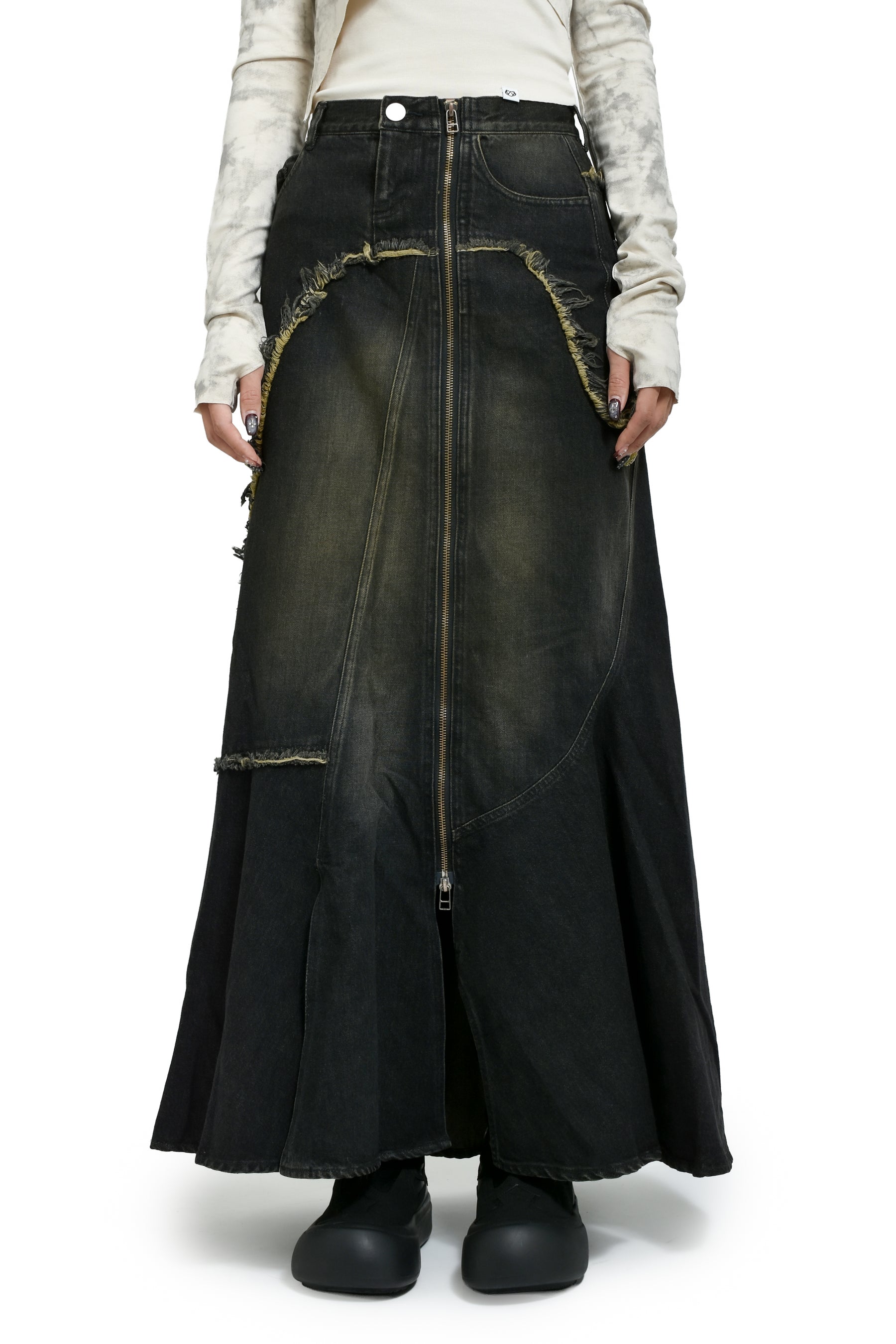 DAMAGE DENIM MAXI SKIRT / BLK