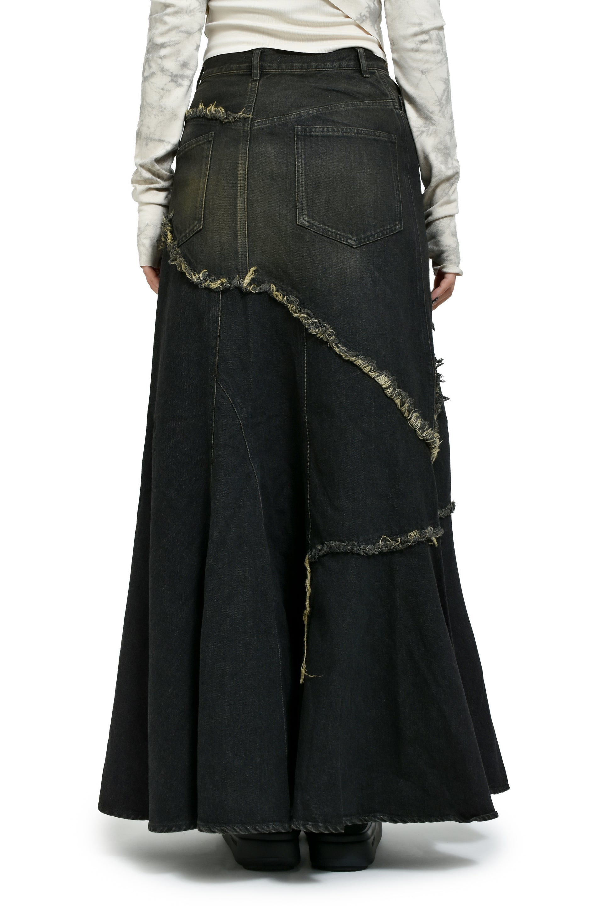 DAMAGE DENIM MAXI SKIRT / BLK