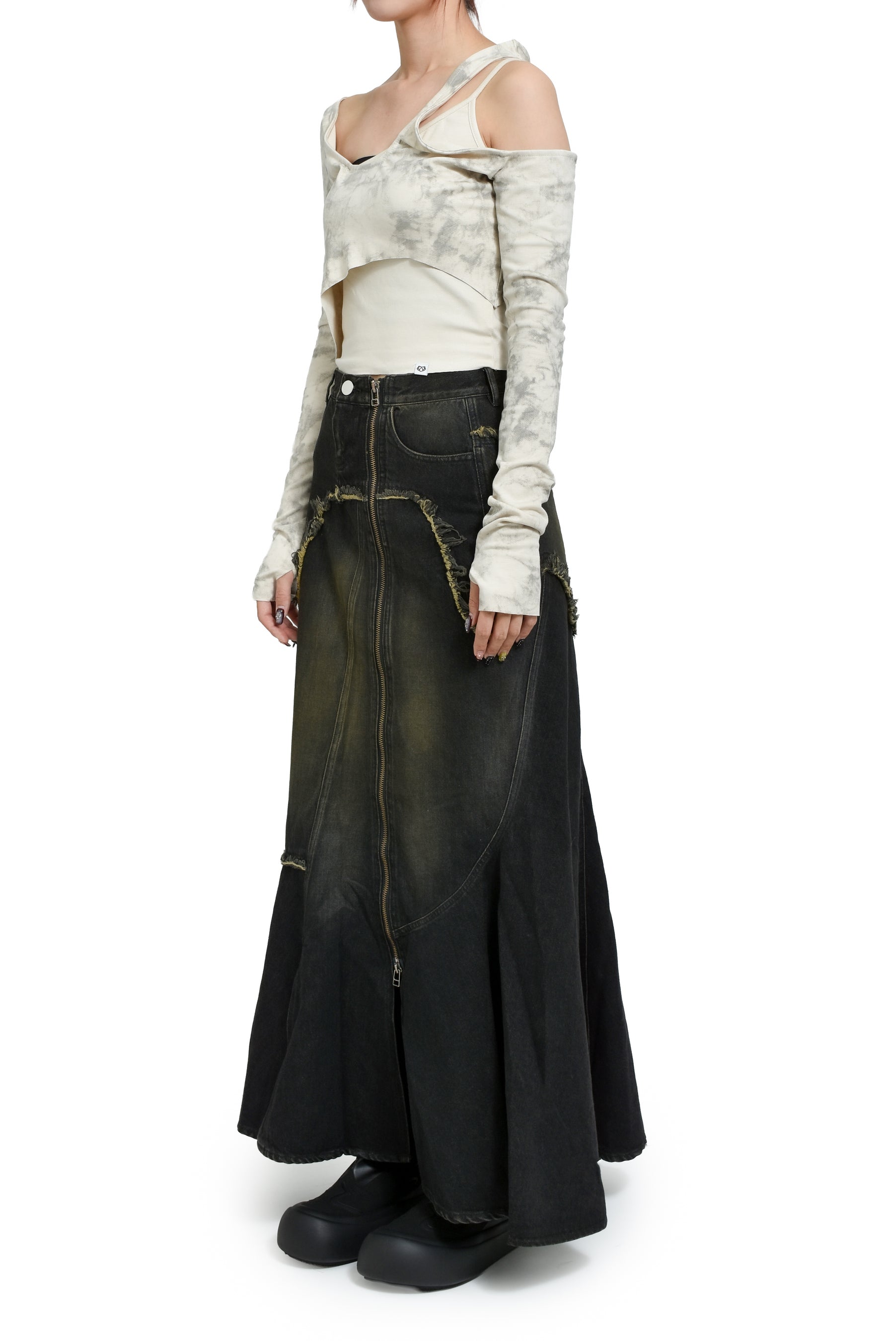 DAMAGE DENIM MAXI SKIRT / BLK