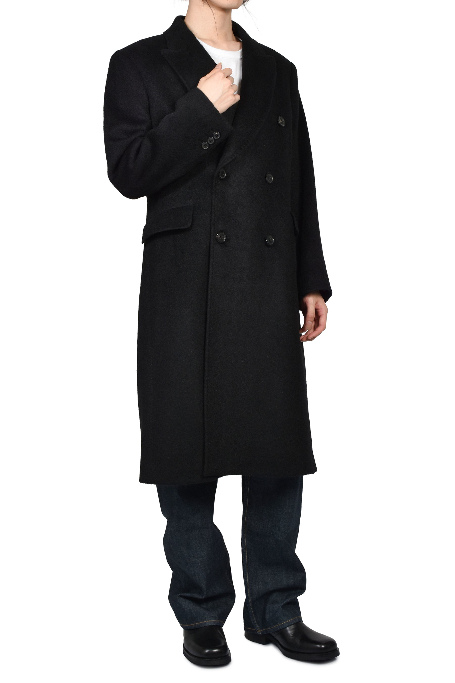 WHALE COAT / BLK