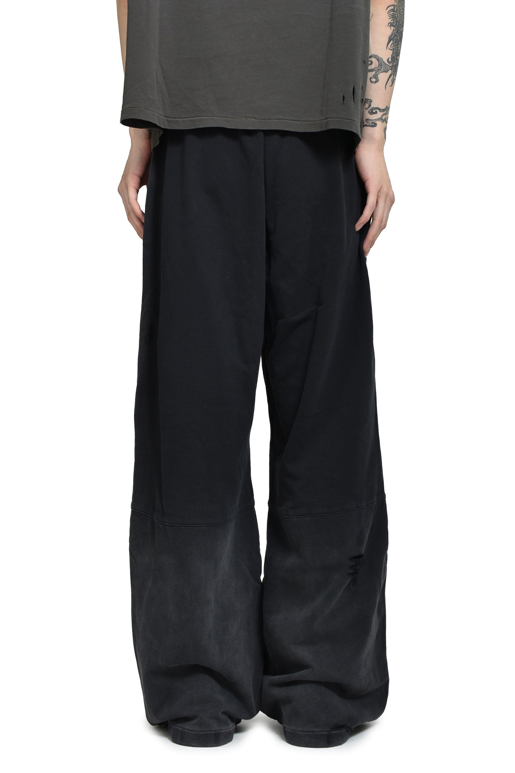 ONIZUKA TRACK PANTS / OBJECT DYED GREY