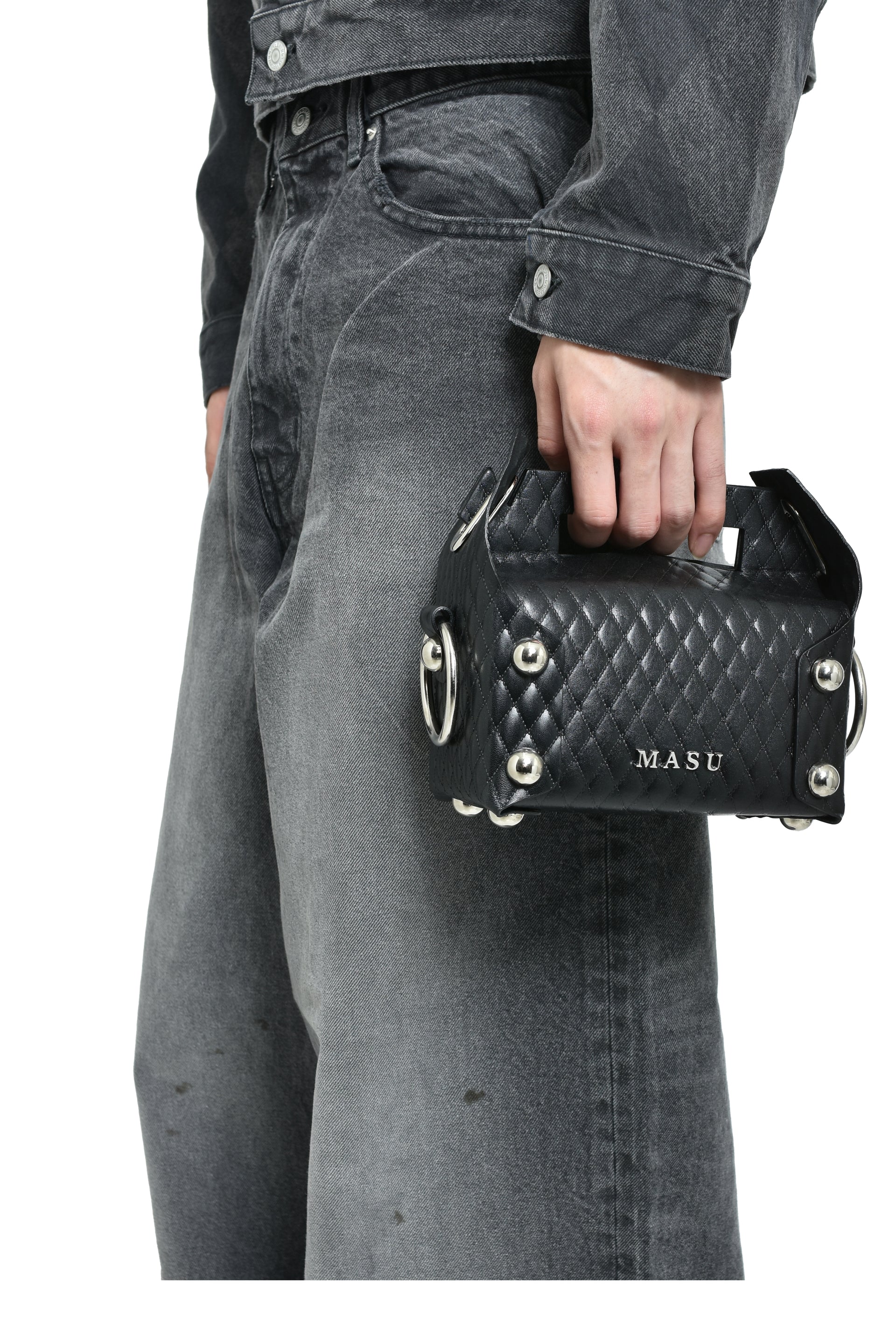 LEATHER CAKE BAG / BLK