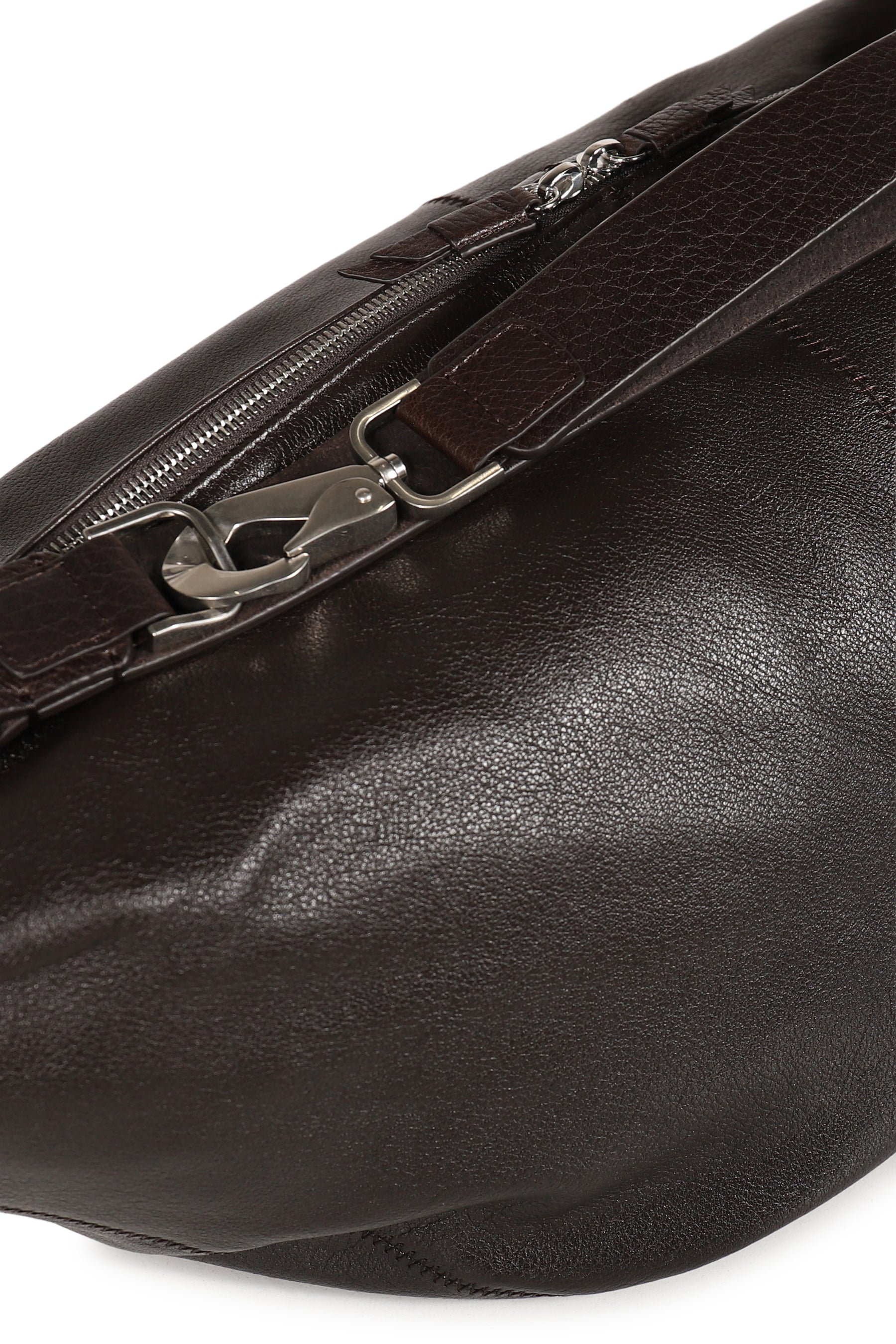 LARGE QUIVER CLIP BAG / D.CHOCOLATE