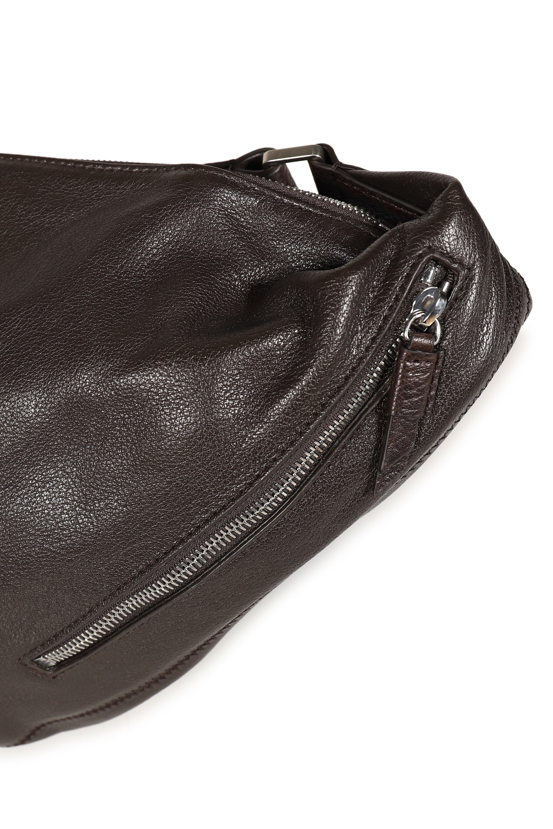 LARGE QUIVER CLIP BAG / D.CHOCOLATE