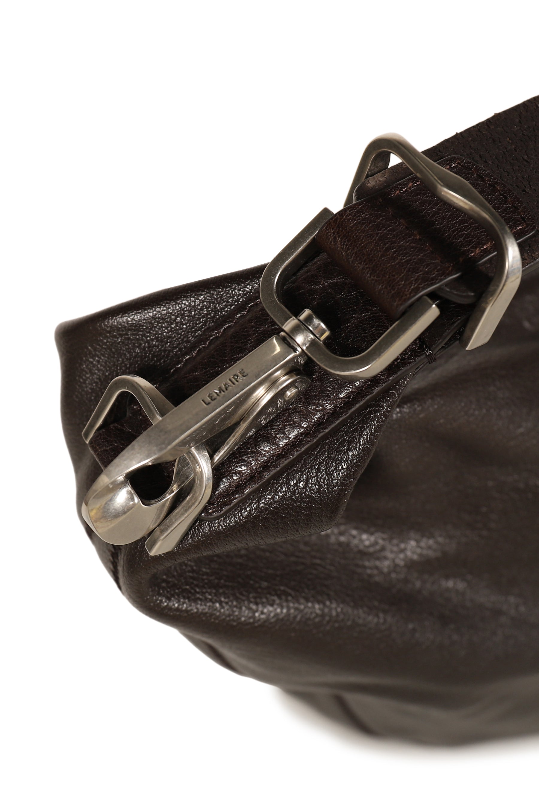 LARGE QUIVER CLIP BAG / D.CHOCOLATE