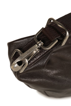LARGE QUIVER CLIP BAG / D.CHOCOLATE