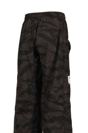 TRAPPIST PENTA PANT / BLK CAMO