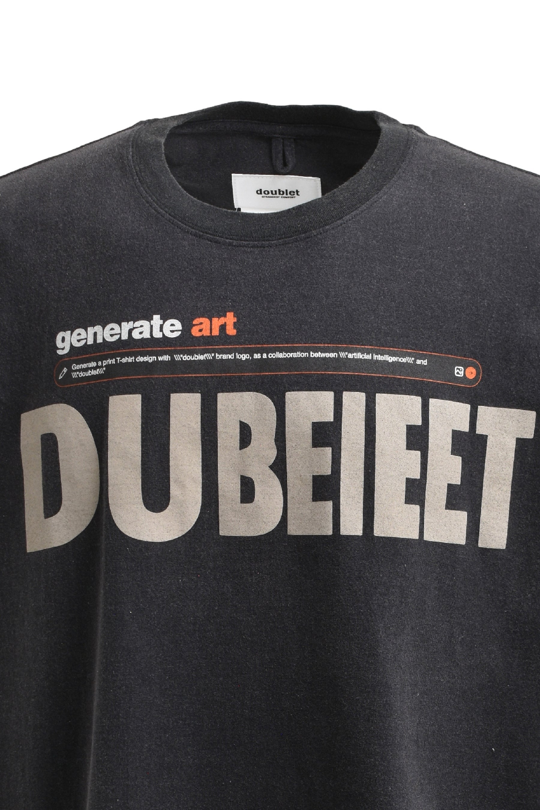 AI-GENERATED "DOUBLET" LOGO T-SHIRT / BLK