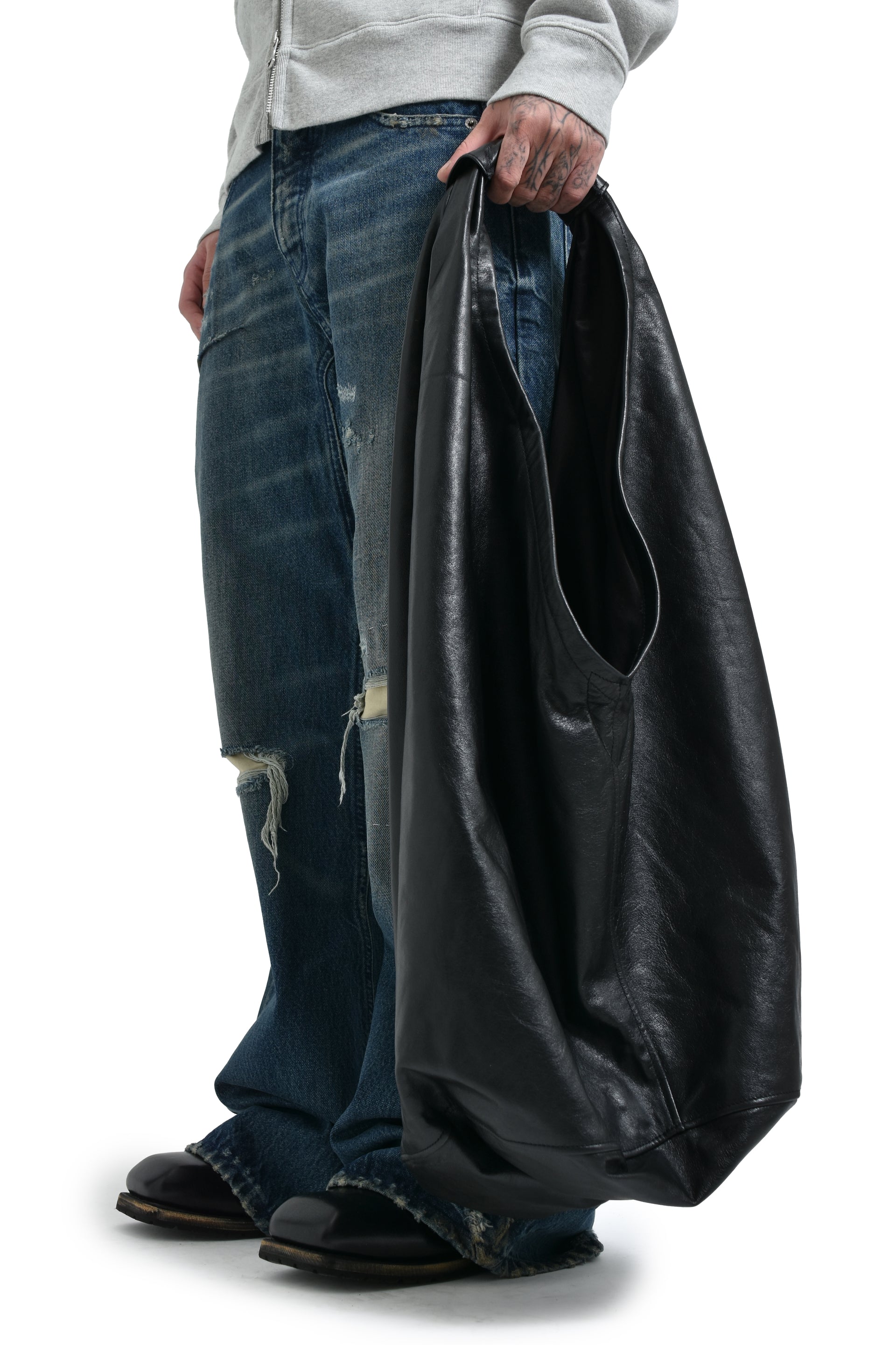 OUR LEGACY DRIP BAG / BLK