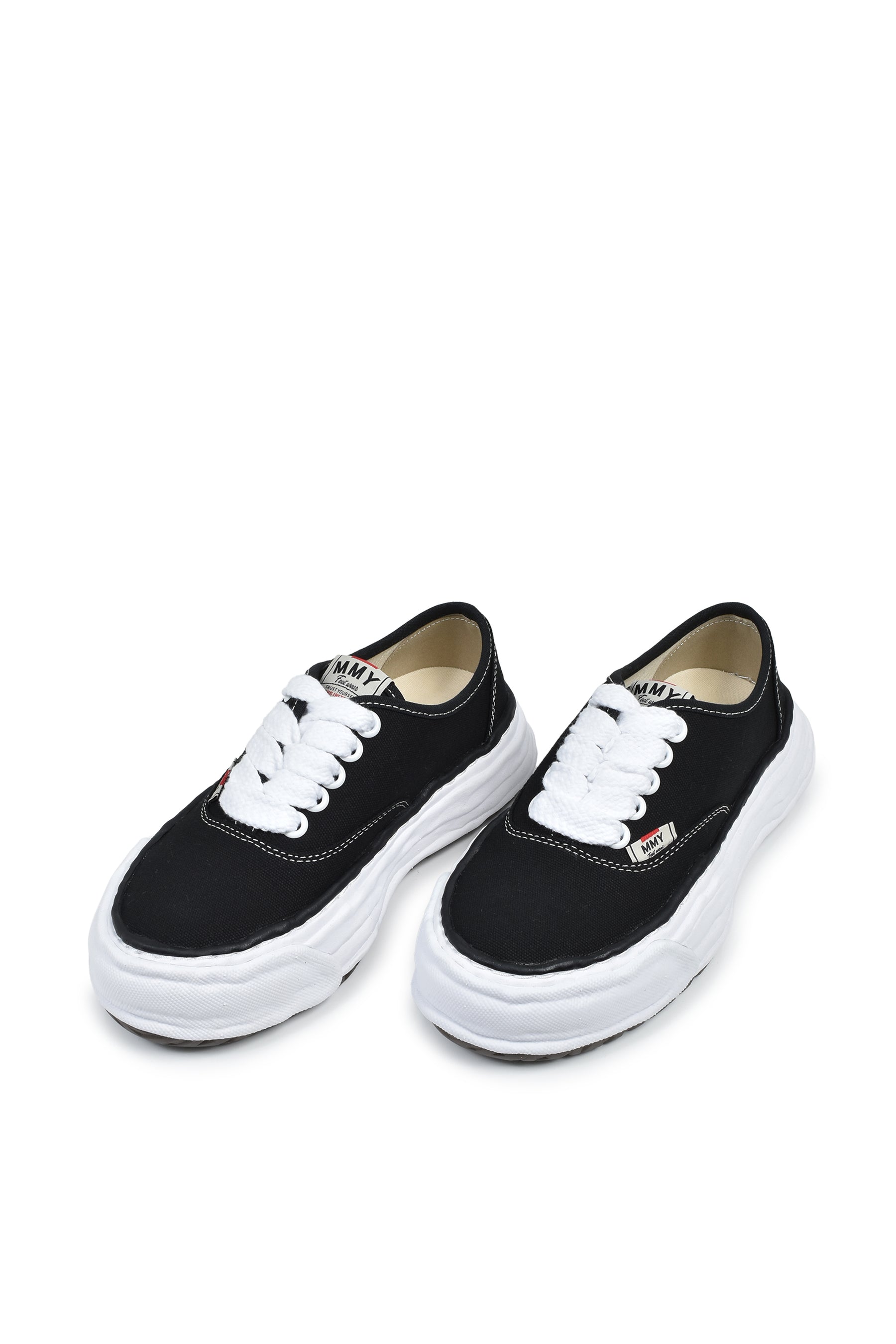 BAKER 26 LOW CANVAS / BLK