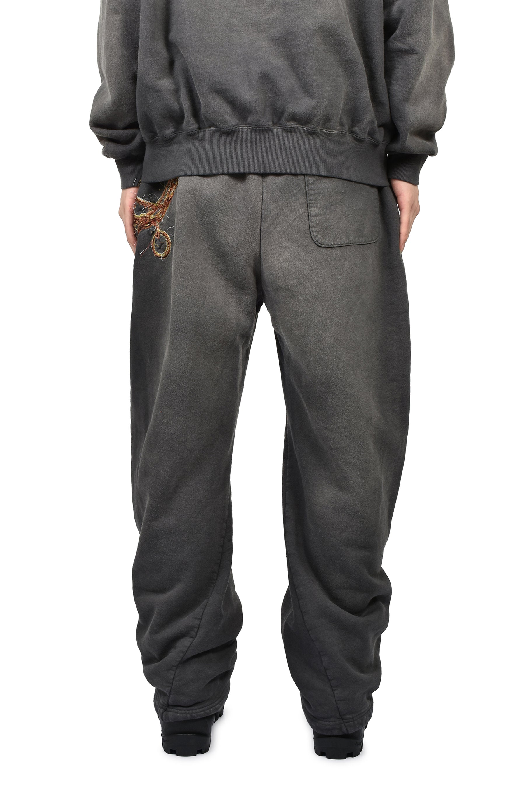 TROMPE L’OEIL EMBROIDERY SWEATPANTS / BLK