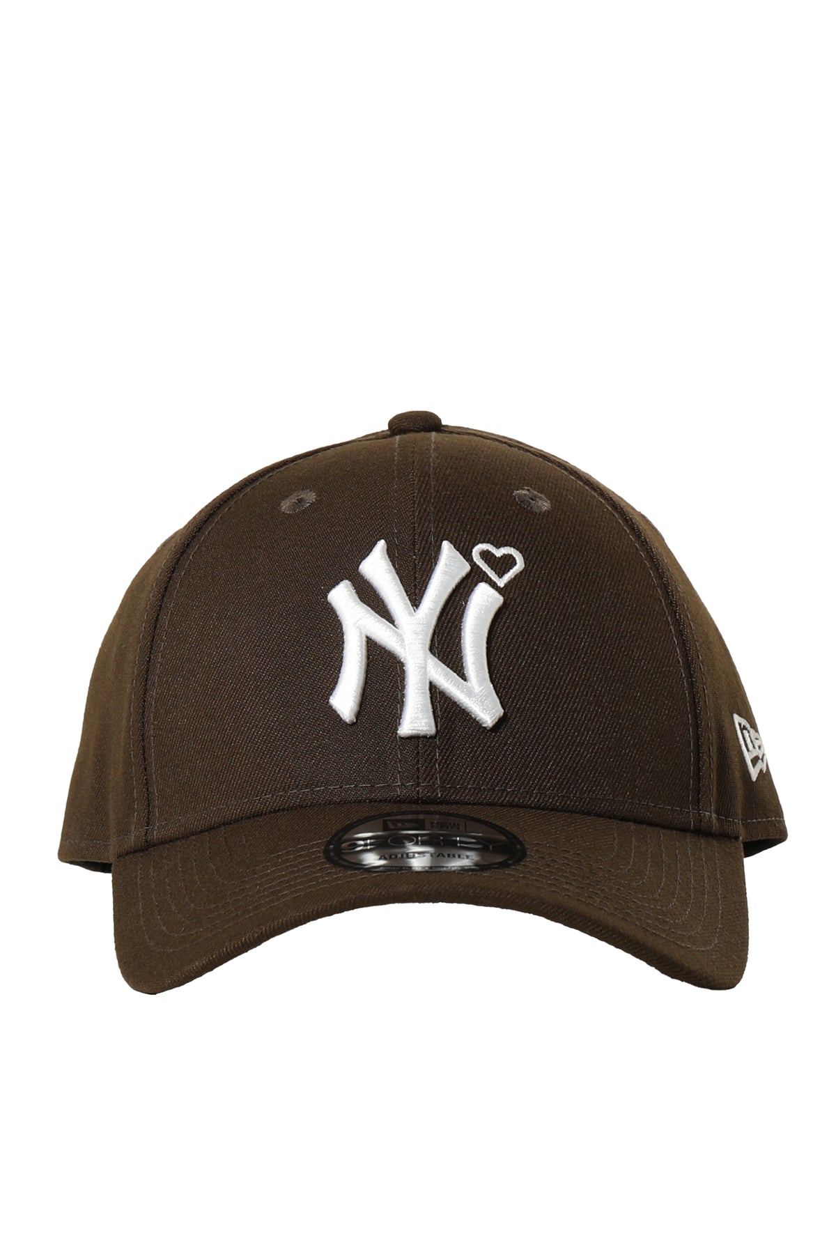 9 FORTY YANKEES HEART EMBROIDERY CAP / BRW/WHT