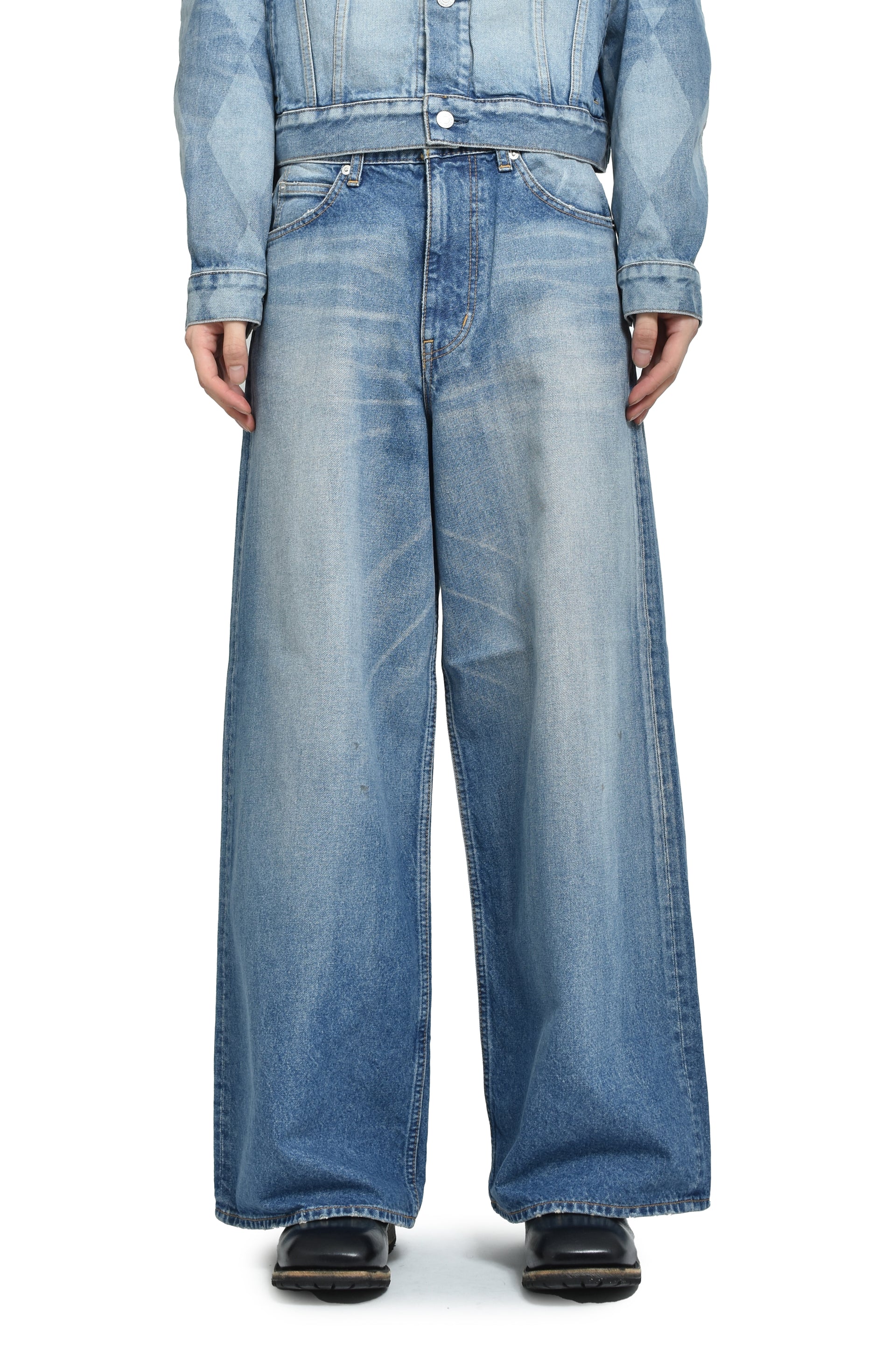 MB BAGGY JEANS USED / IND