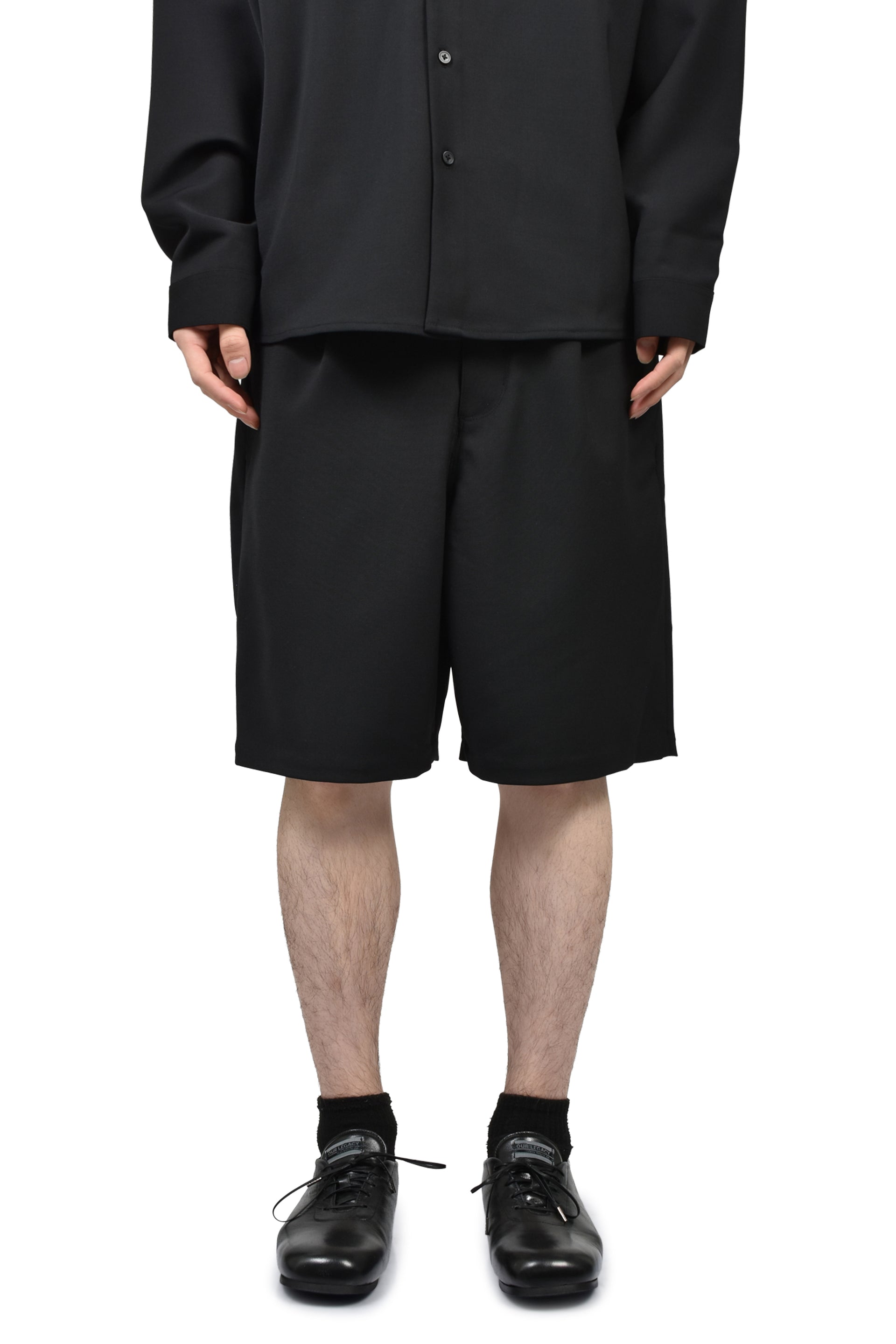 TAILORED SHORT / BLK