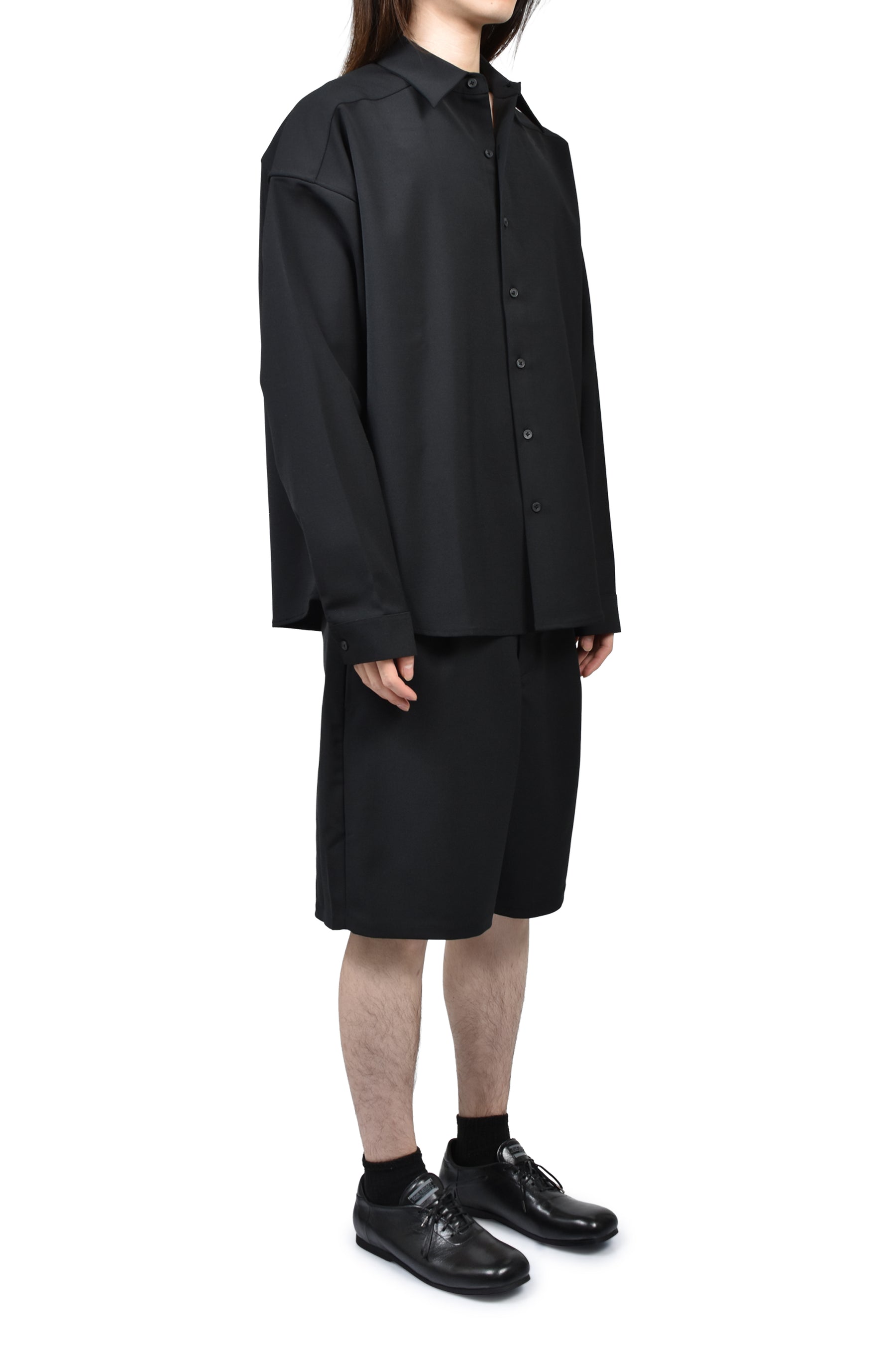 TAILORED SHORTS / BLK