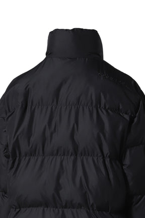 AC NYLON PUFFER JACKET / BLK